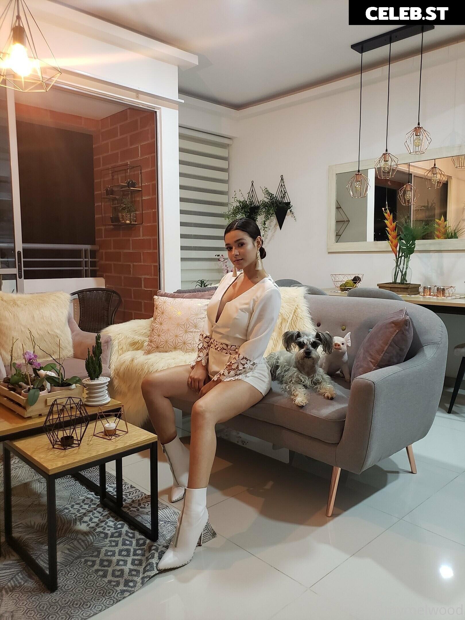 Mel Wood Image 355857