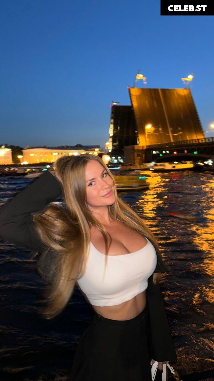 Sonya Temnikova Image 3546008
