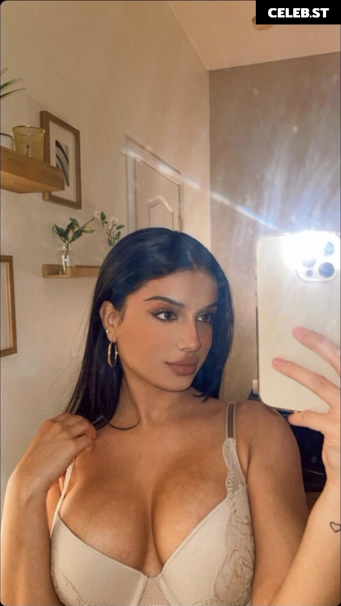 Alishbasheikh Image 3546981