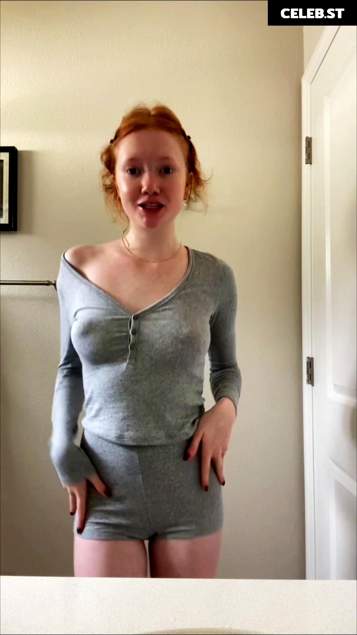 Makenna Kelly / Lifewithmak Image 3547705
