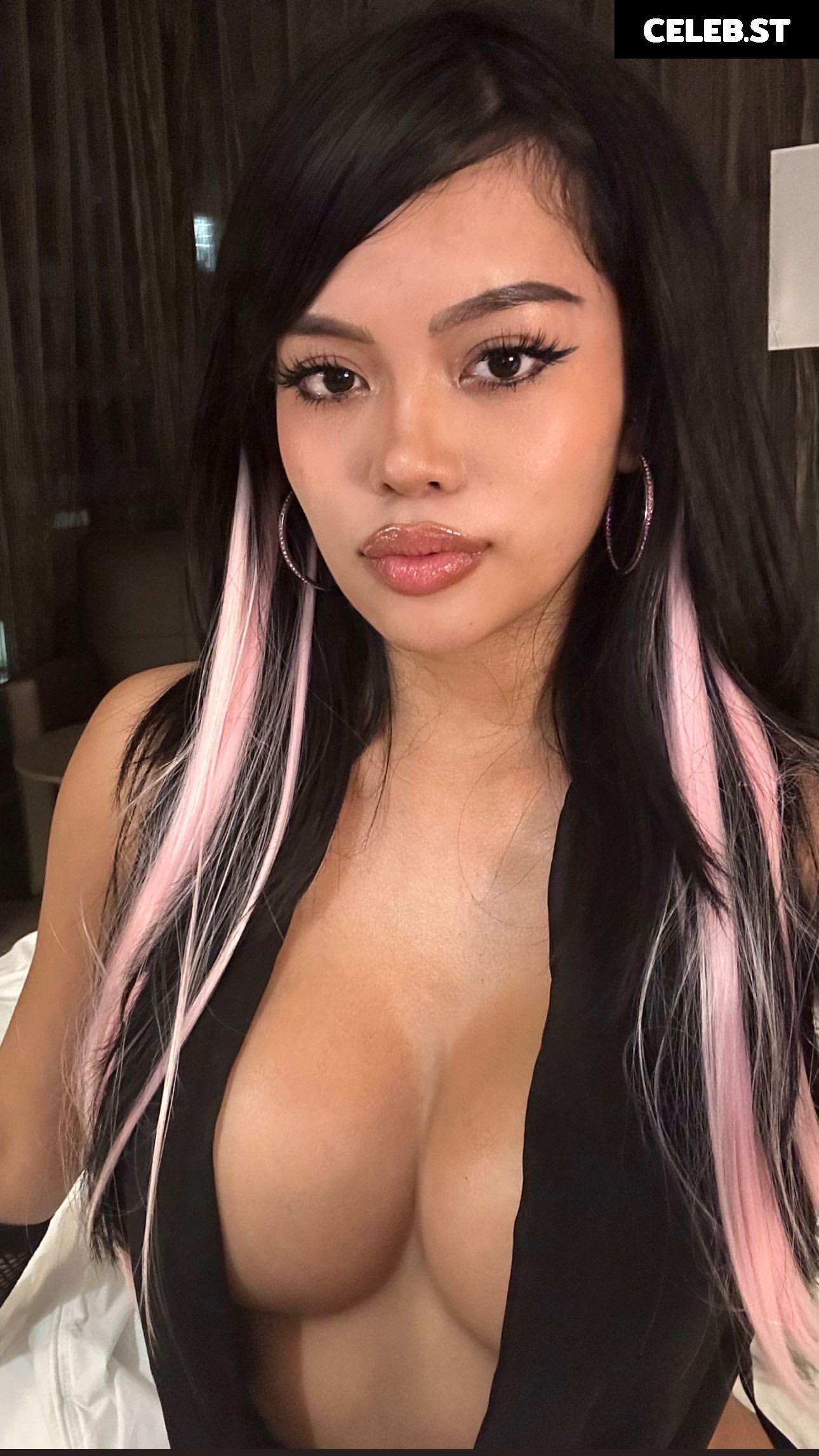 Alyssa Silos / Alythuh Image 3544007