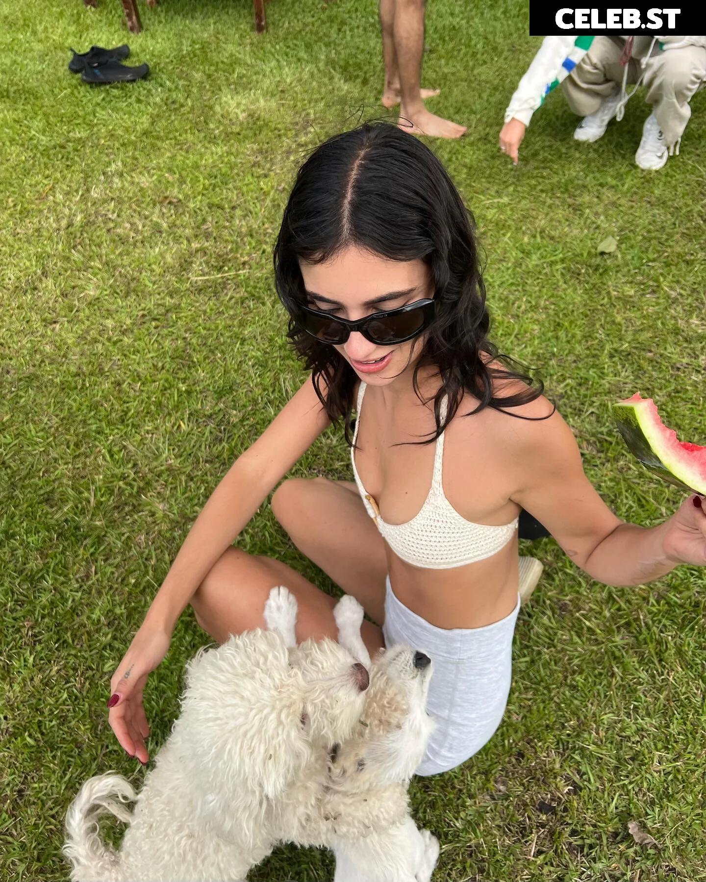 Elisha &amp; Renee Herbert Image 3544320