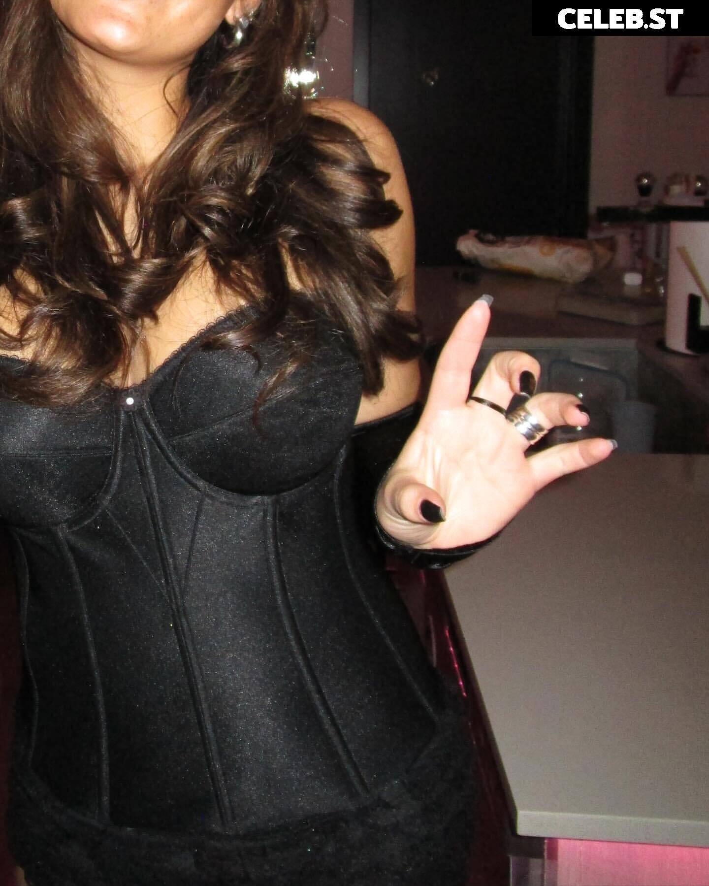 Sarabella Harris - sarabellaharriss - sexiisariii777 Image 3541157