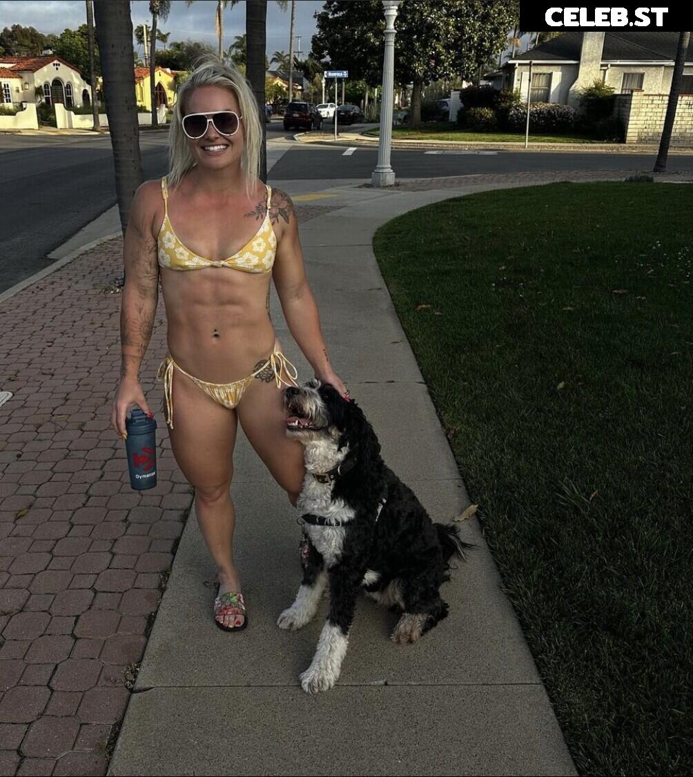 Dani Speegle/ dellespeegle Image 3542923