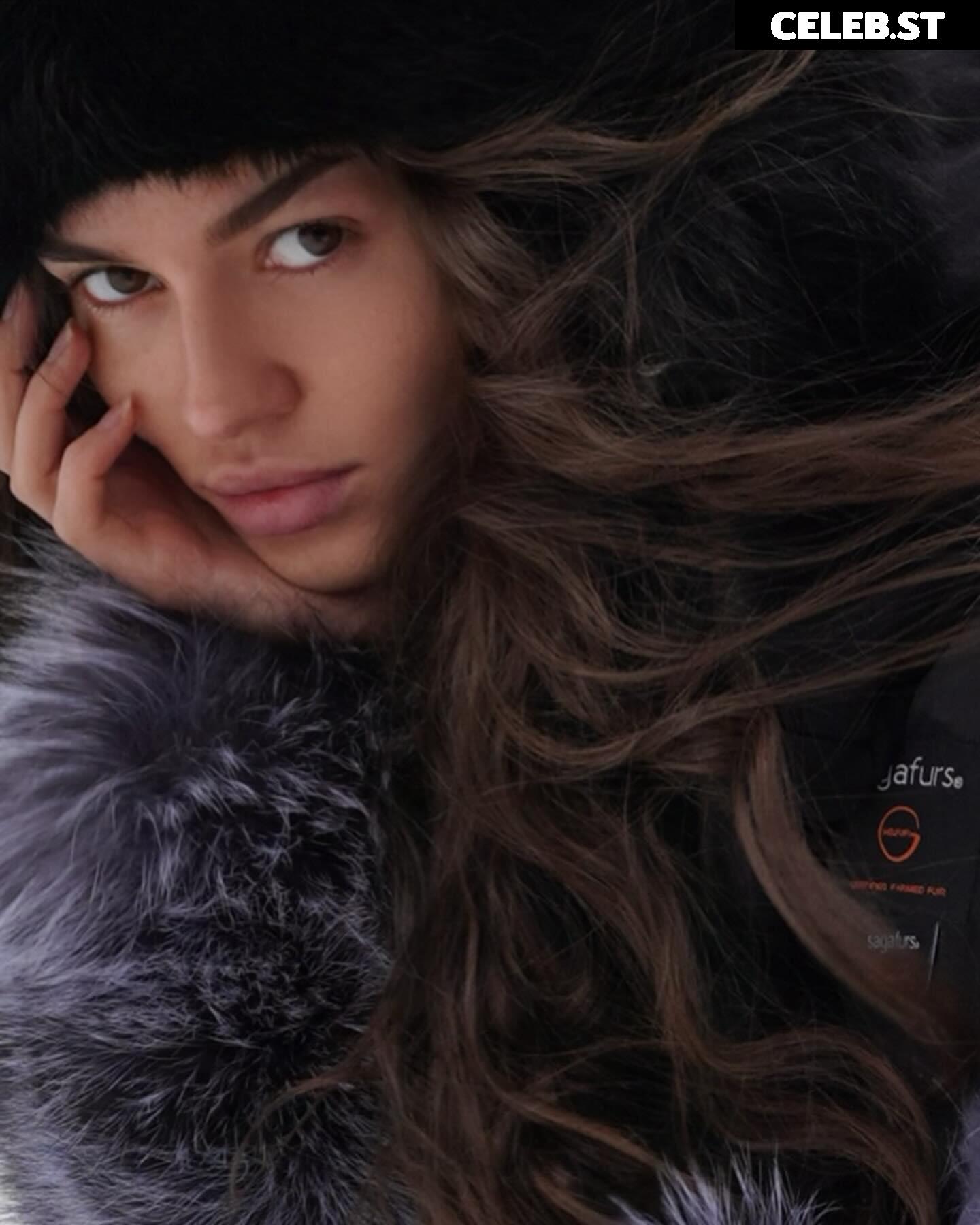 Valeria Berwolf / Valeriya Bearwolf Image 3543337