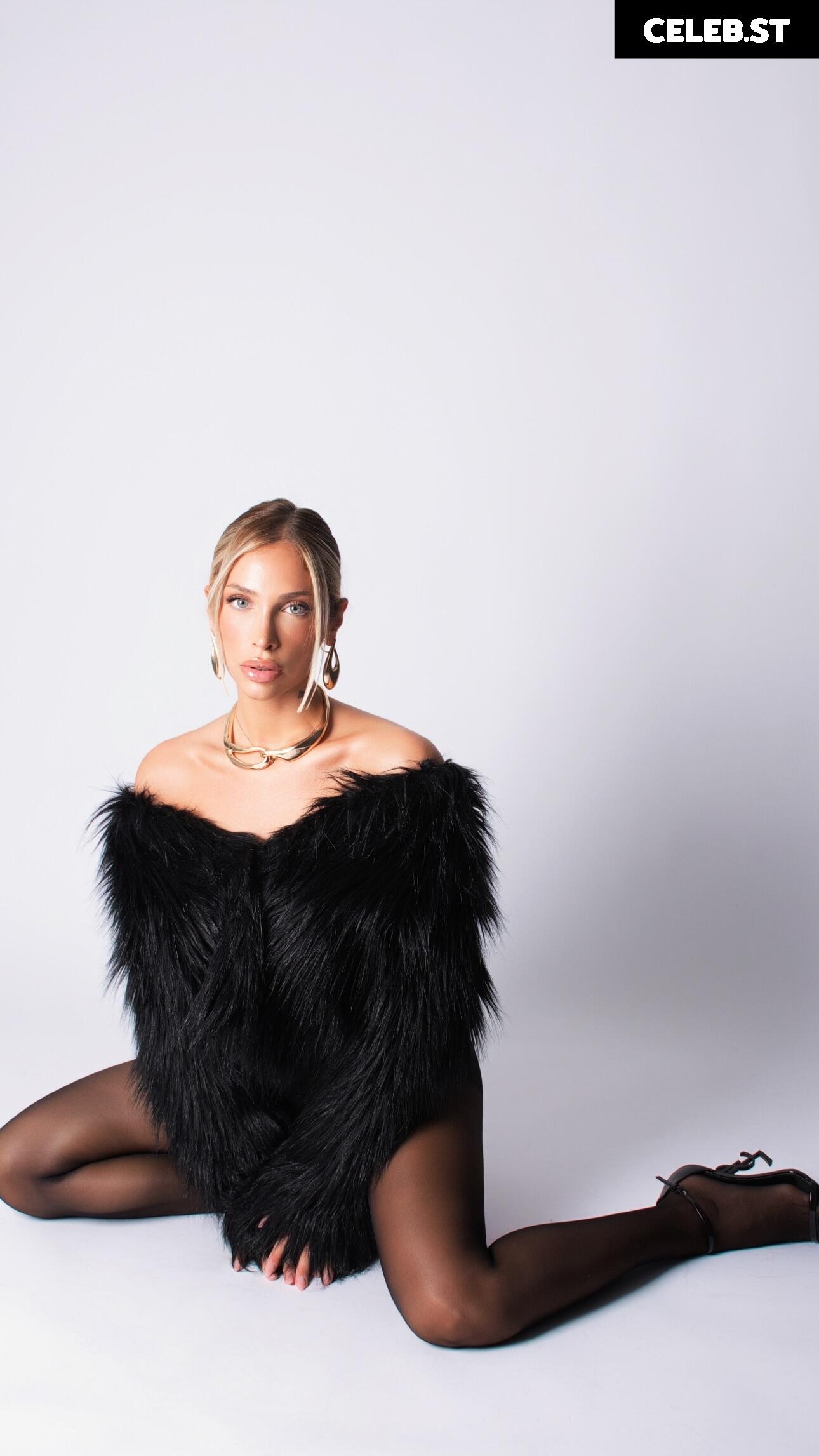 Antonella Mantovano Image 3549380