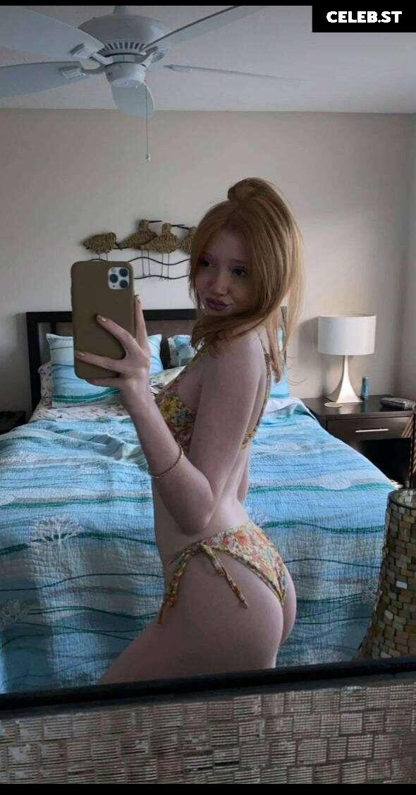 Makenna Kelly / Lifewithmak Image 3548236