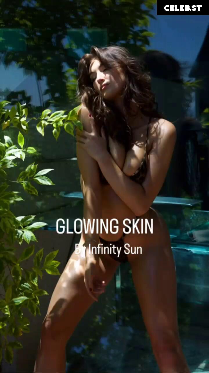 Rachel Michelle - Beautyandbrainswithatwist Image 3535223