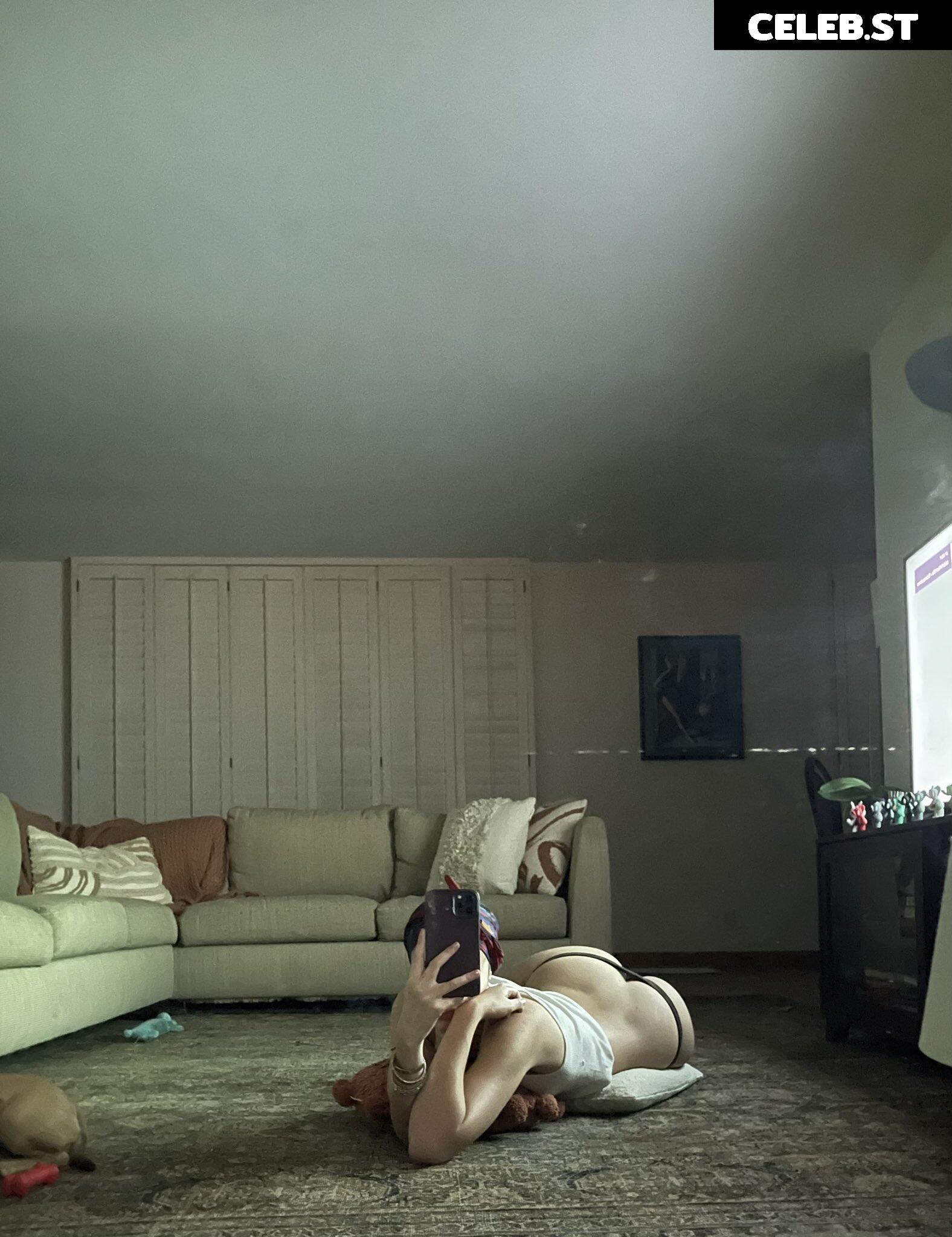 Daisy Delancey Image 3536918