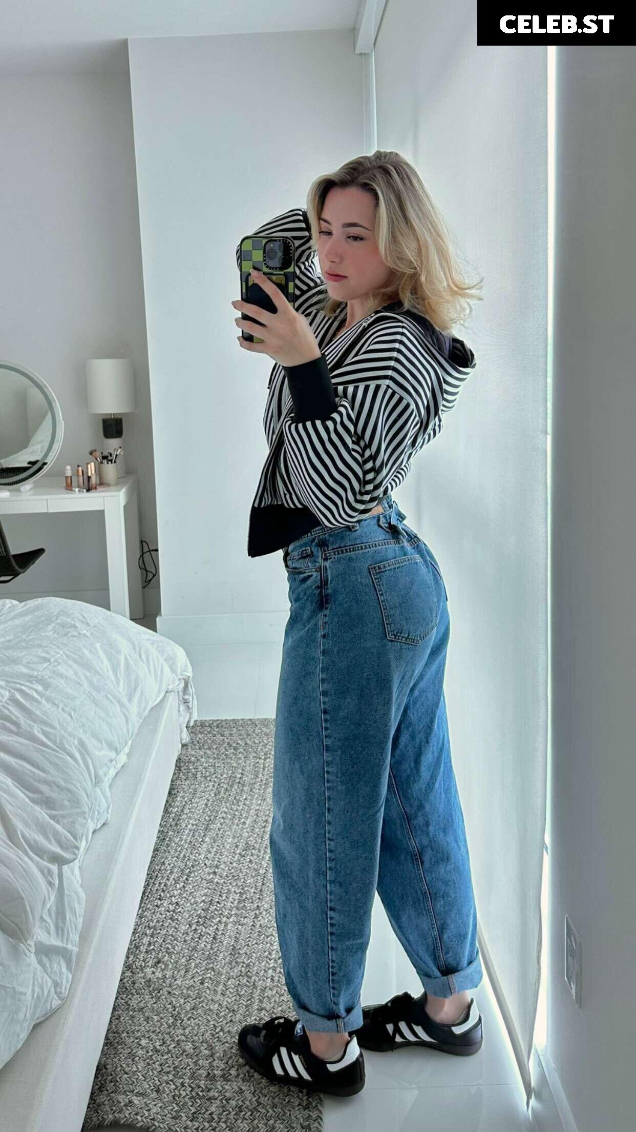 Pineapplebrat / Alice Klomp Image 3534231