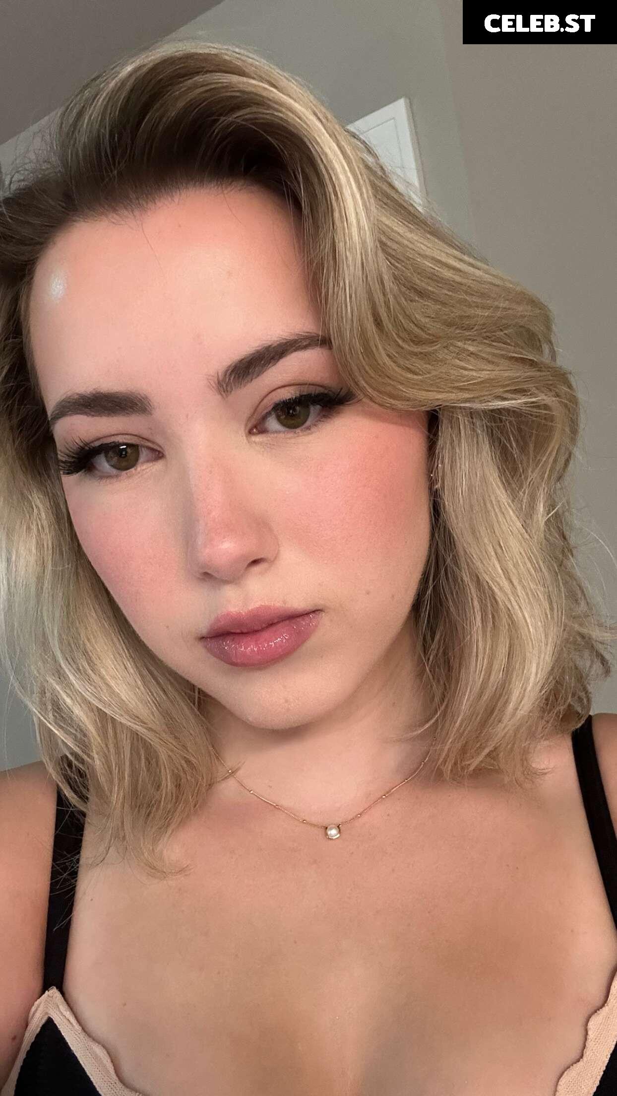 Pineapplebrat / Alice Klomp Image 3533431