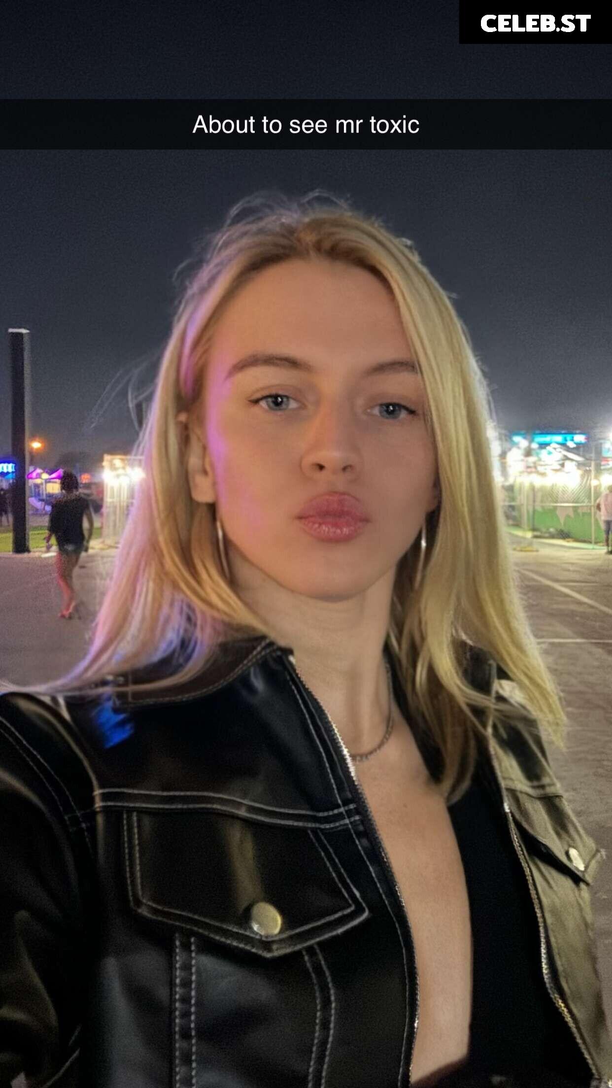 Vera Dijkmans / Veradijkmansofficial Image 3533360