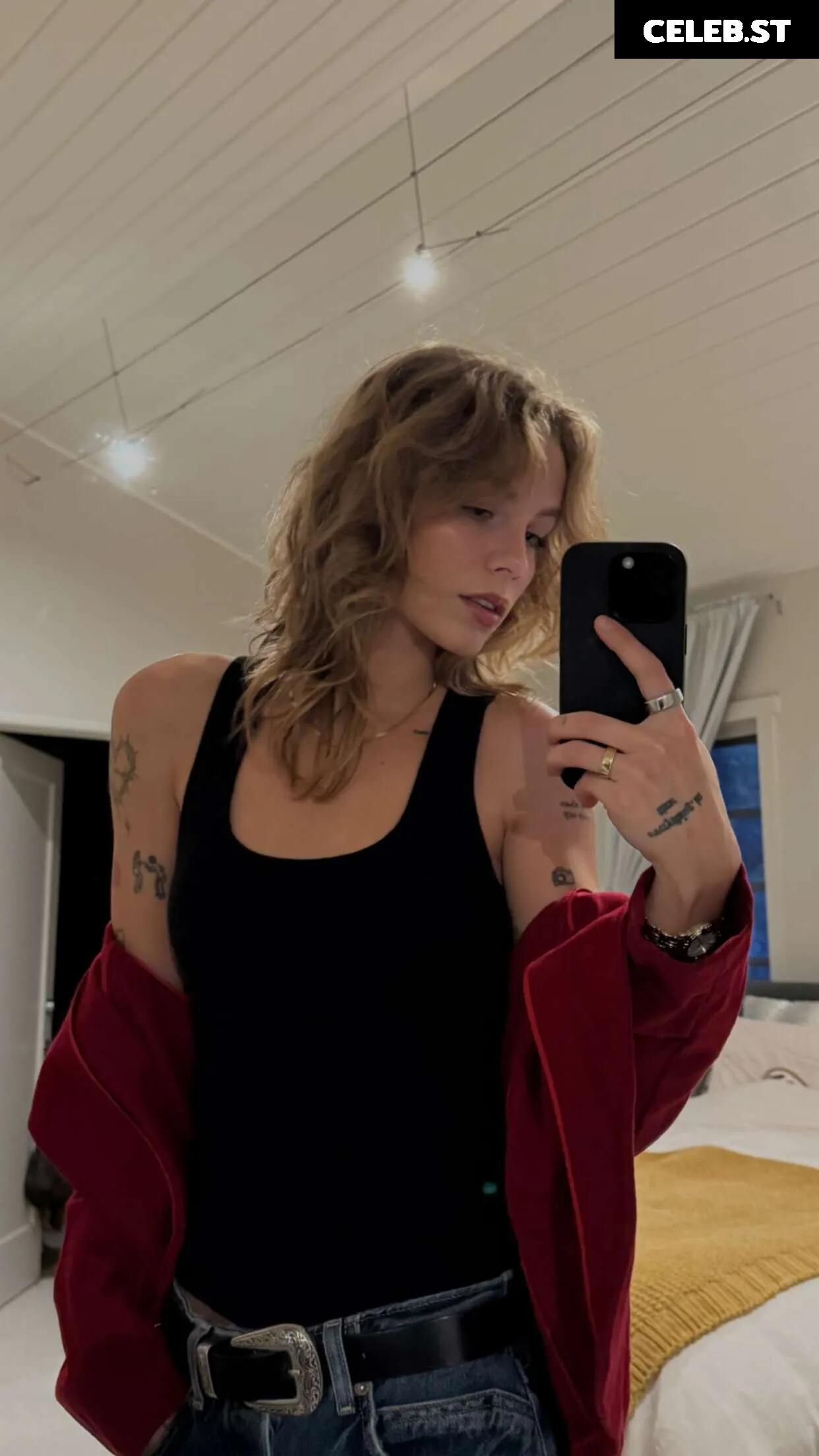 Anna Shumate / Annabananaxdddd Image 3530775