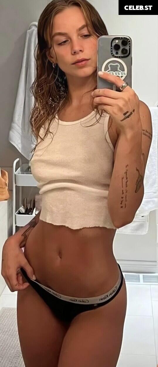 Anna Shumate / Annabananaxdddd Image 3530183