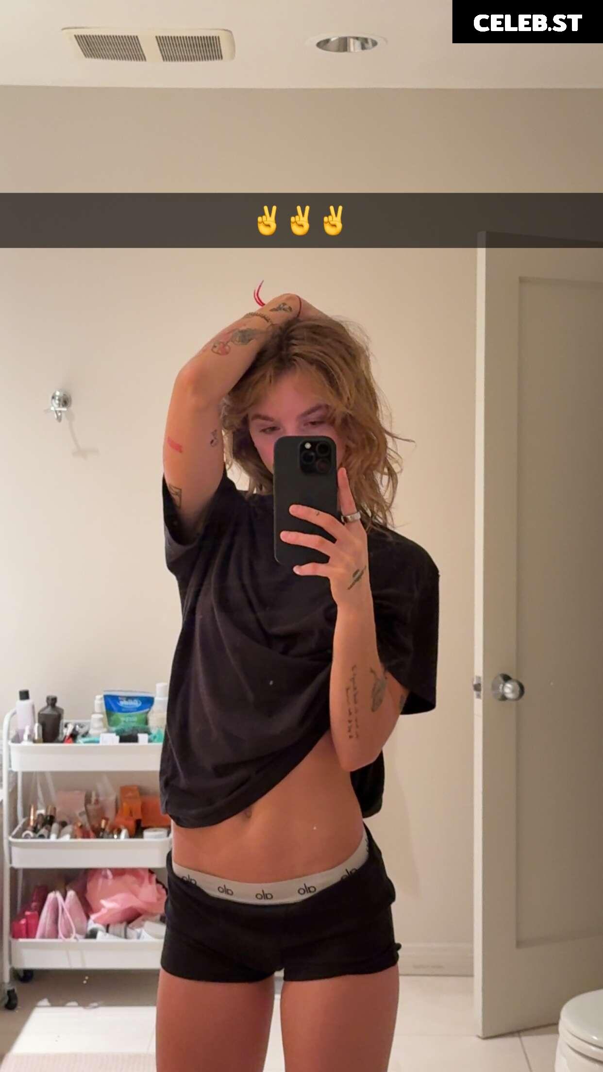 Anna Shumate / Annabananaxdddd Image 3530982