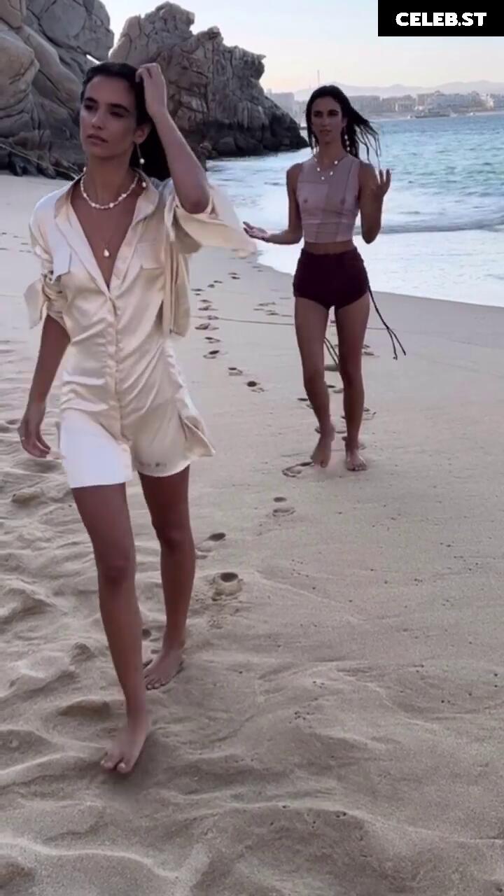 Elisha &amp; Renee Herbert Image 3538018