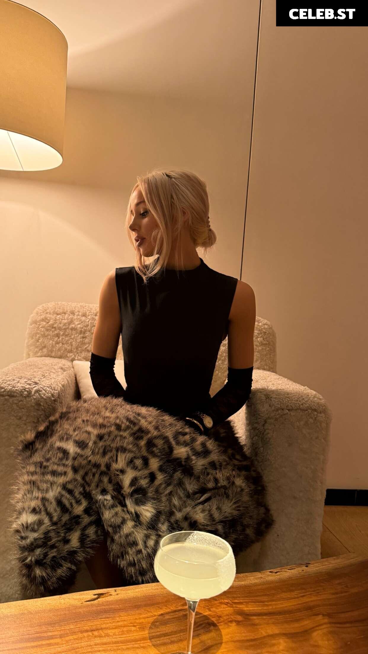 Brynhildurgunnlaugs Image 3538372