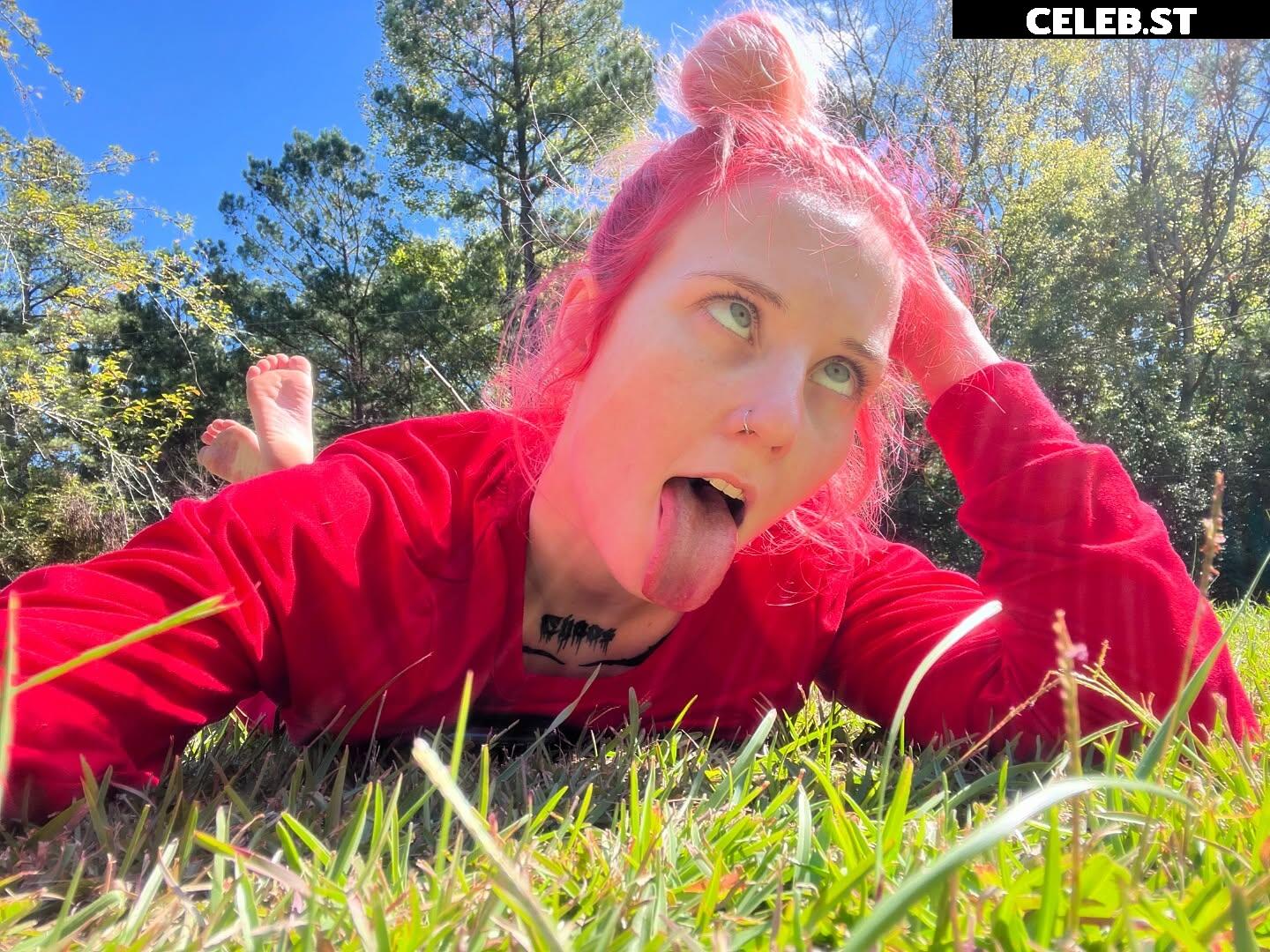 Carrie Cannie / carrie_cannie Image 3525023