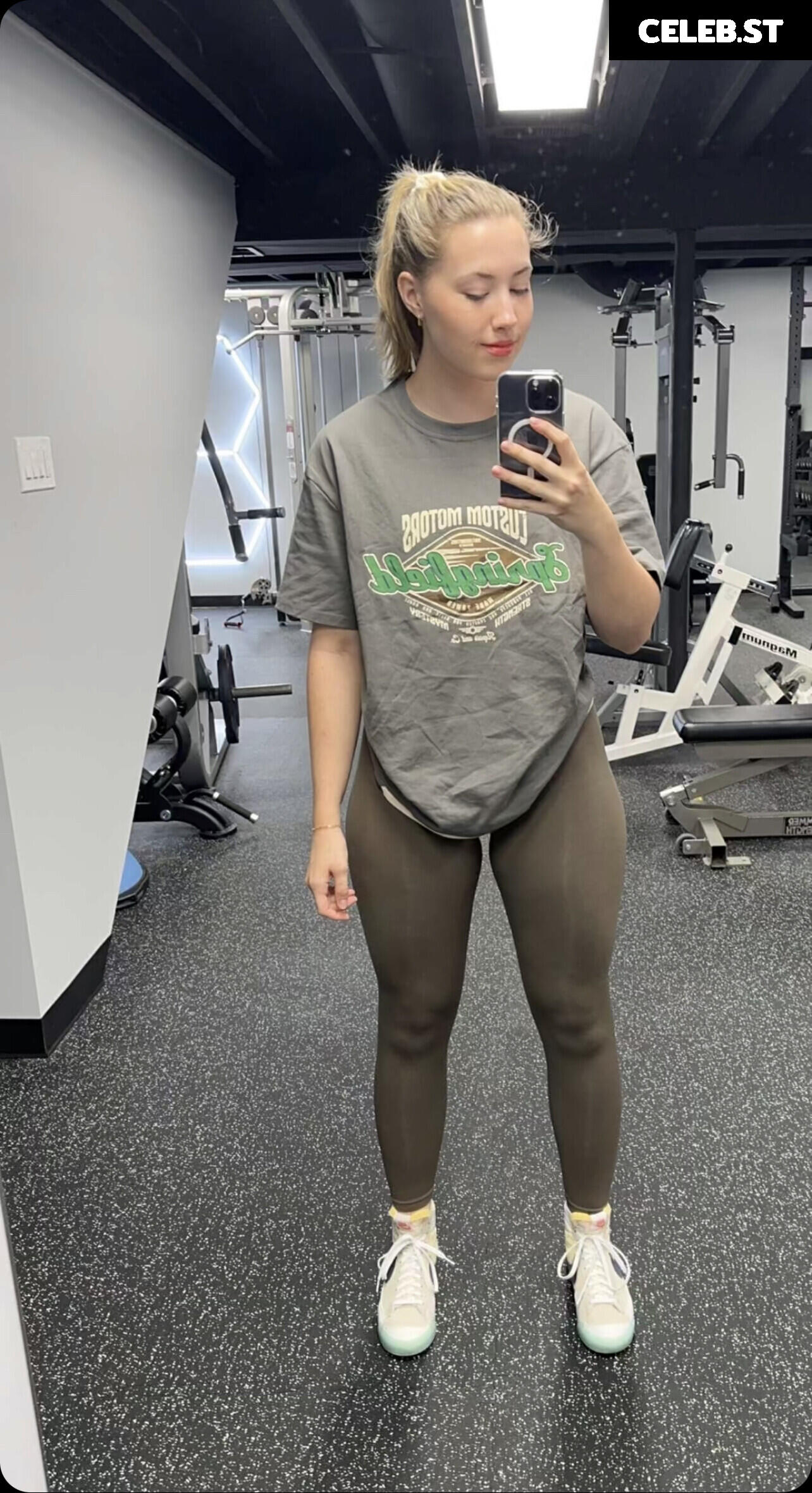 Pineapplebrat / Alice Klomp Image 3526996