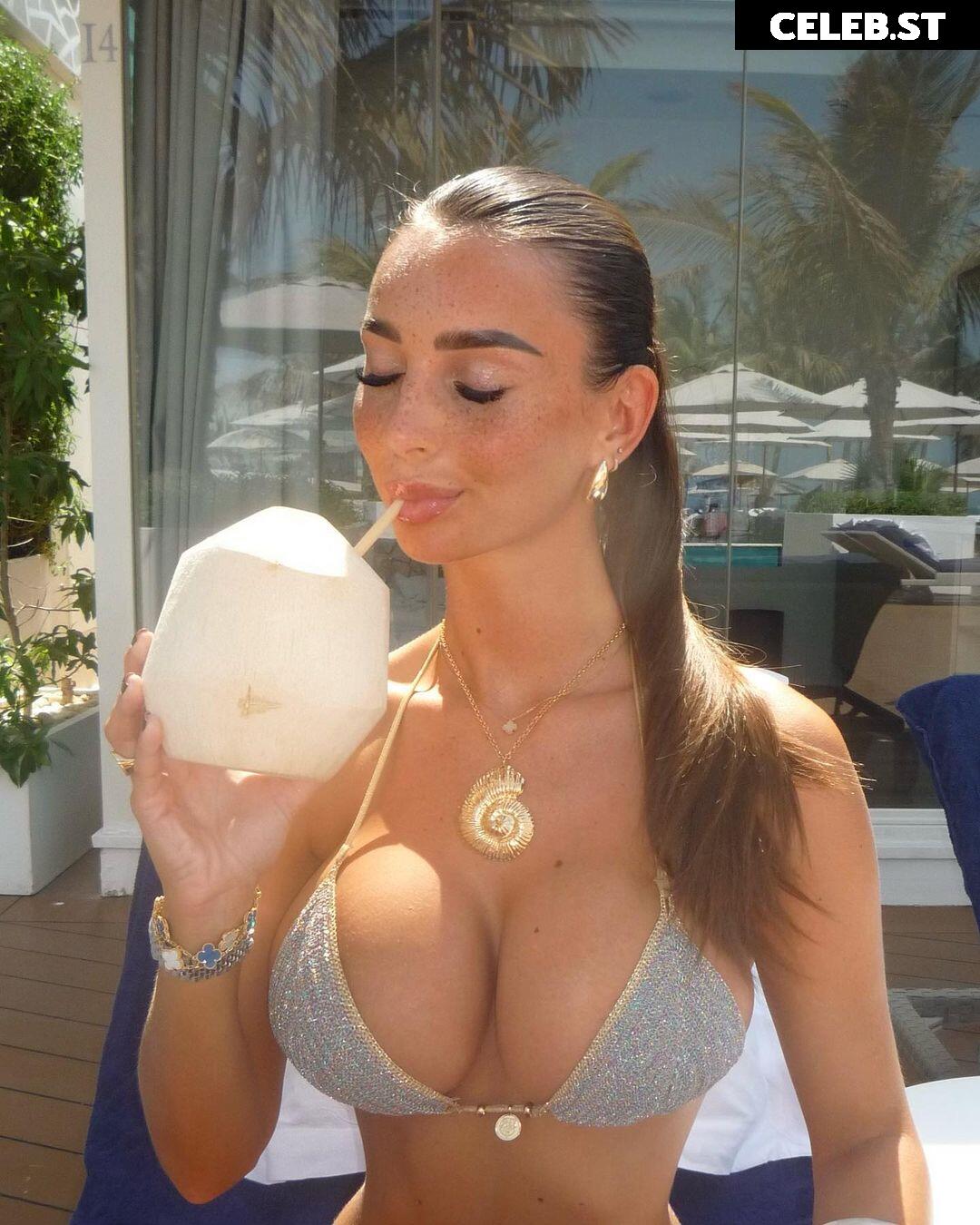 Maddy Cheary / maddycheary Image 3527154