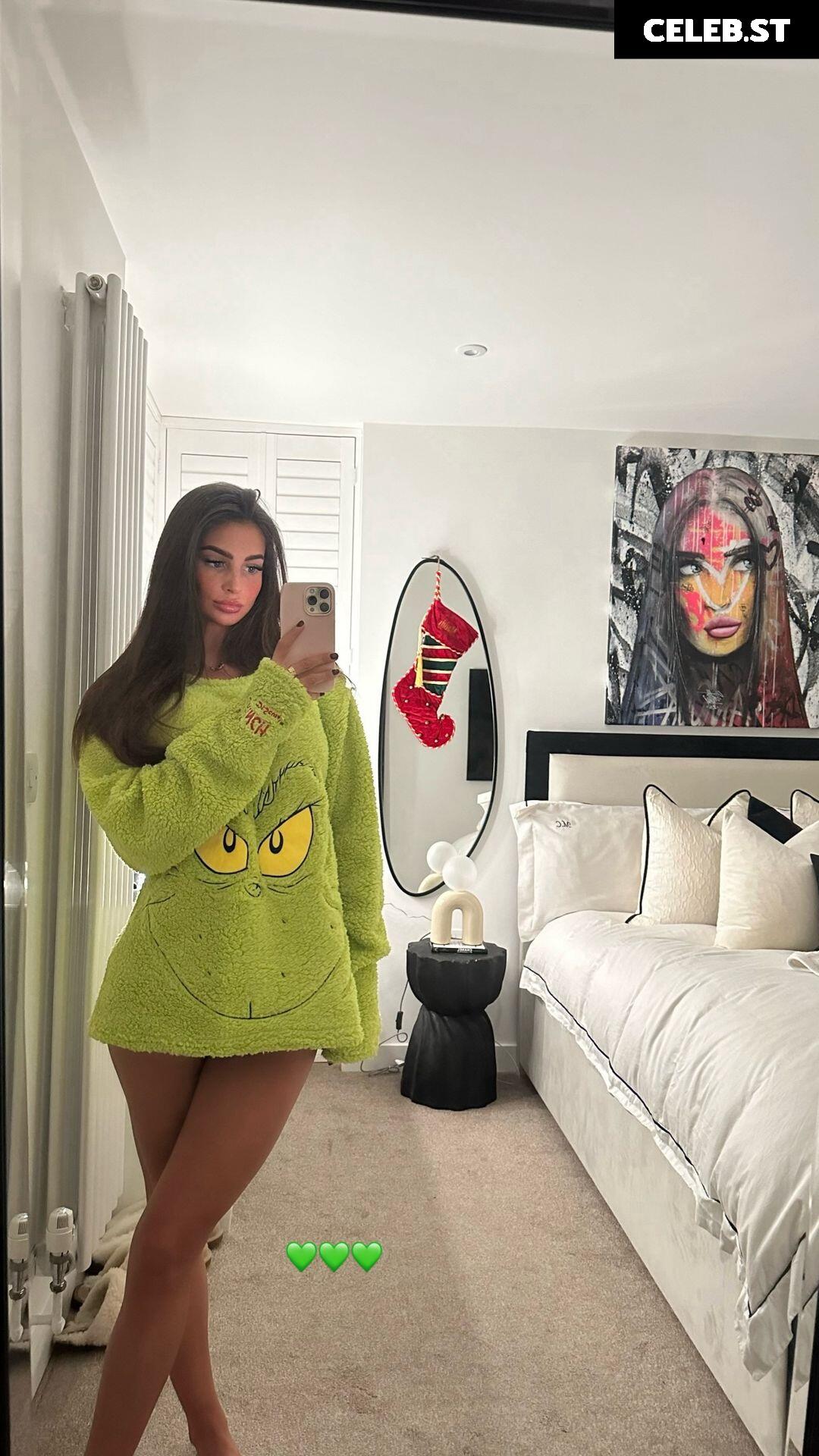 Maddy Cheary / maddycheary Image 3527991