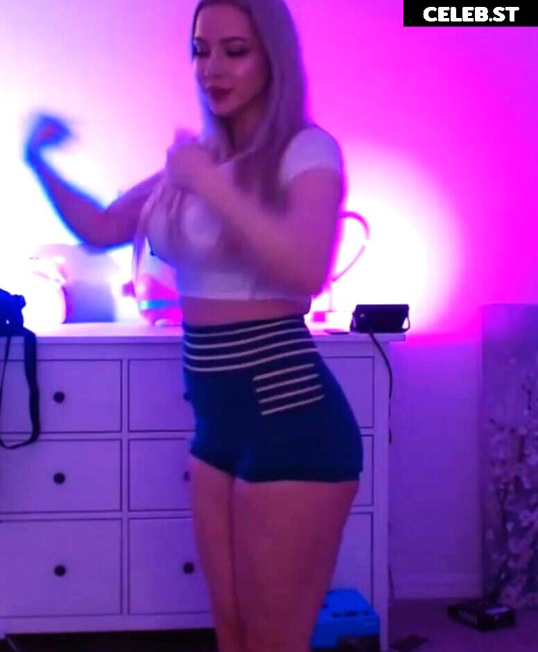 Izzy G (pnkysparkles) Image 3522980