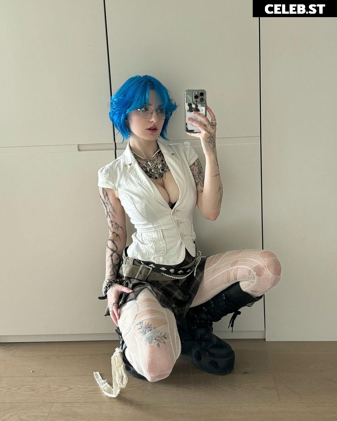 Lyra Crow (lyracr0w0) Image 3522952