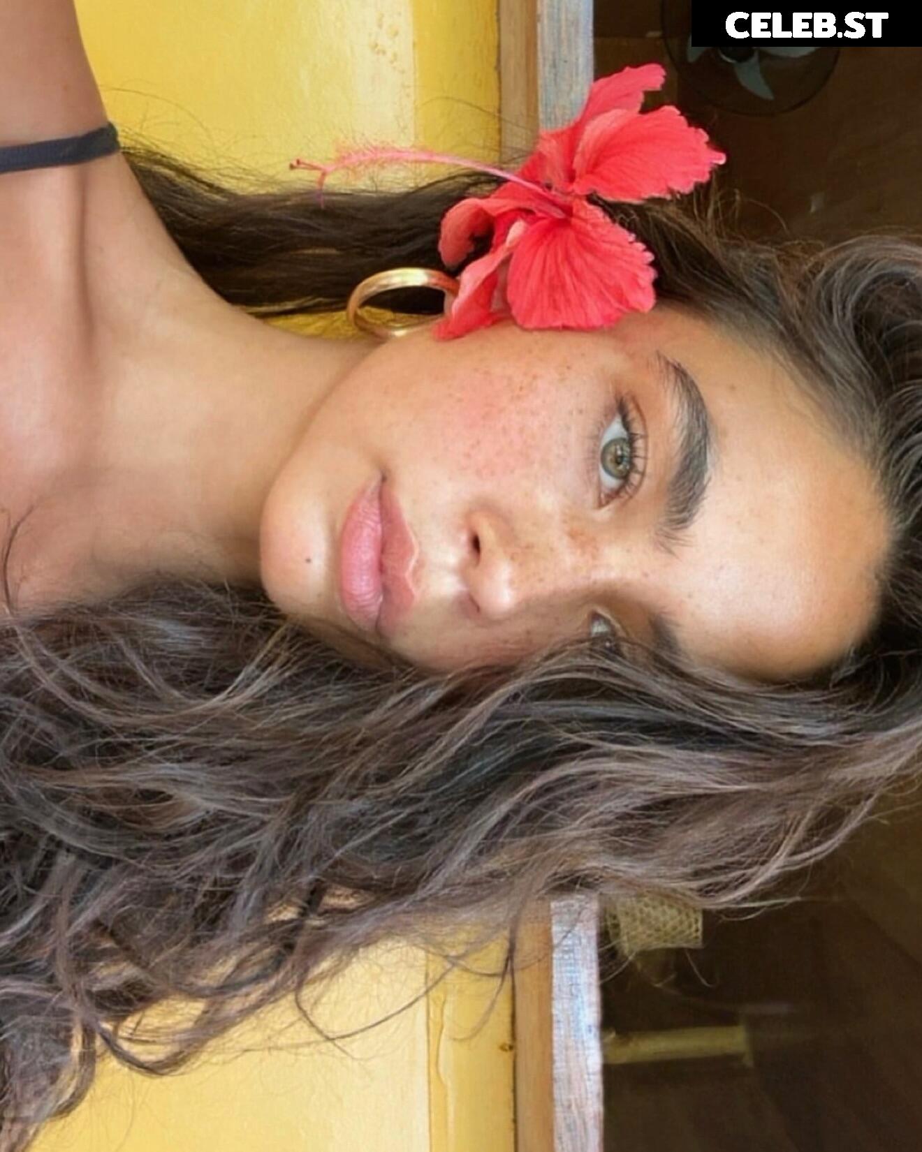 Christina Nadin Image 3523540