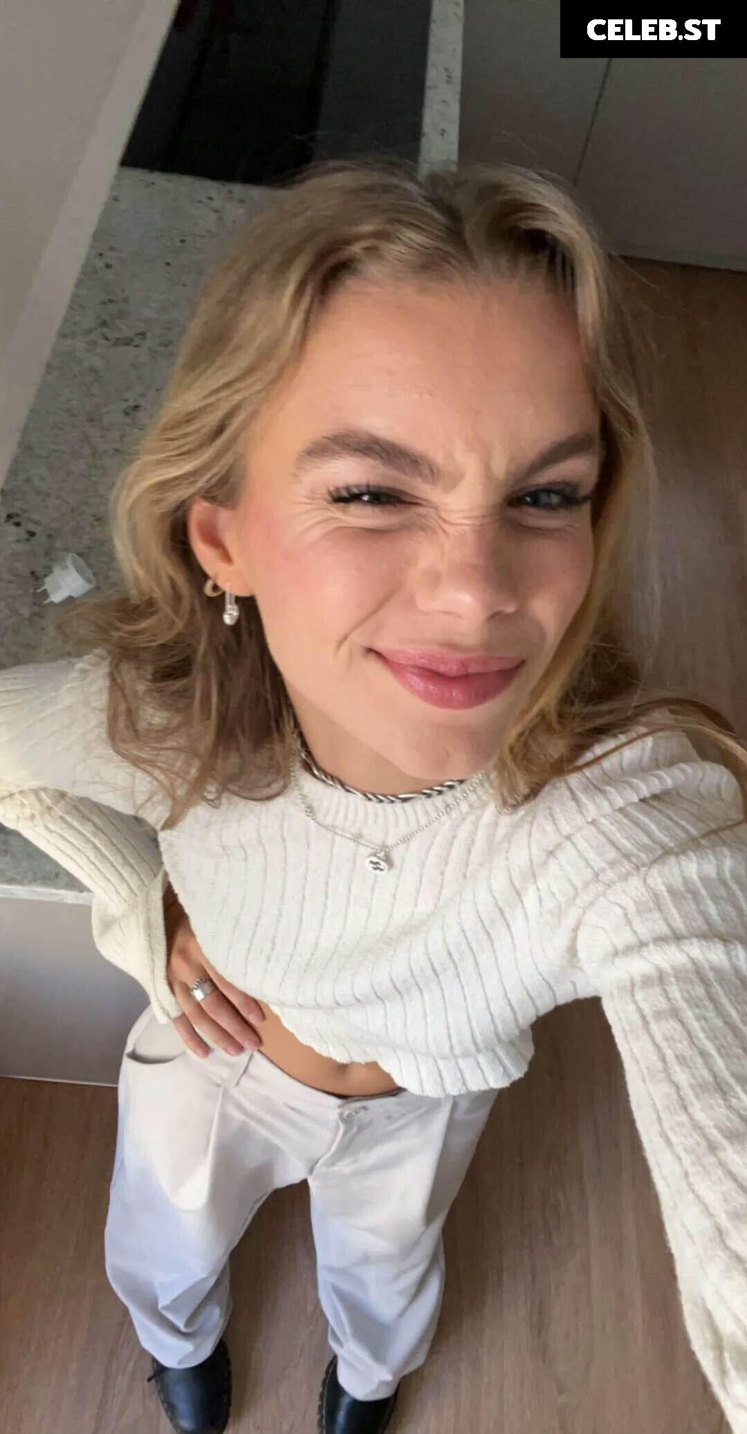 Anna Shumate / Annabananaxdddd Image 3523513