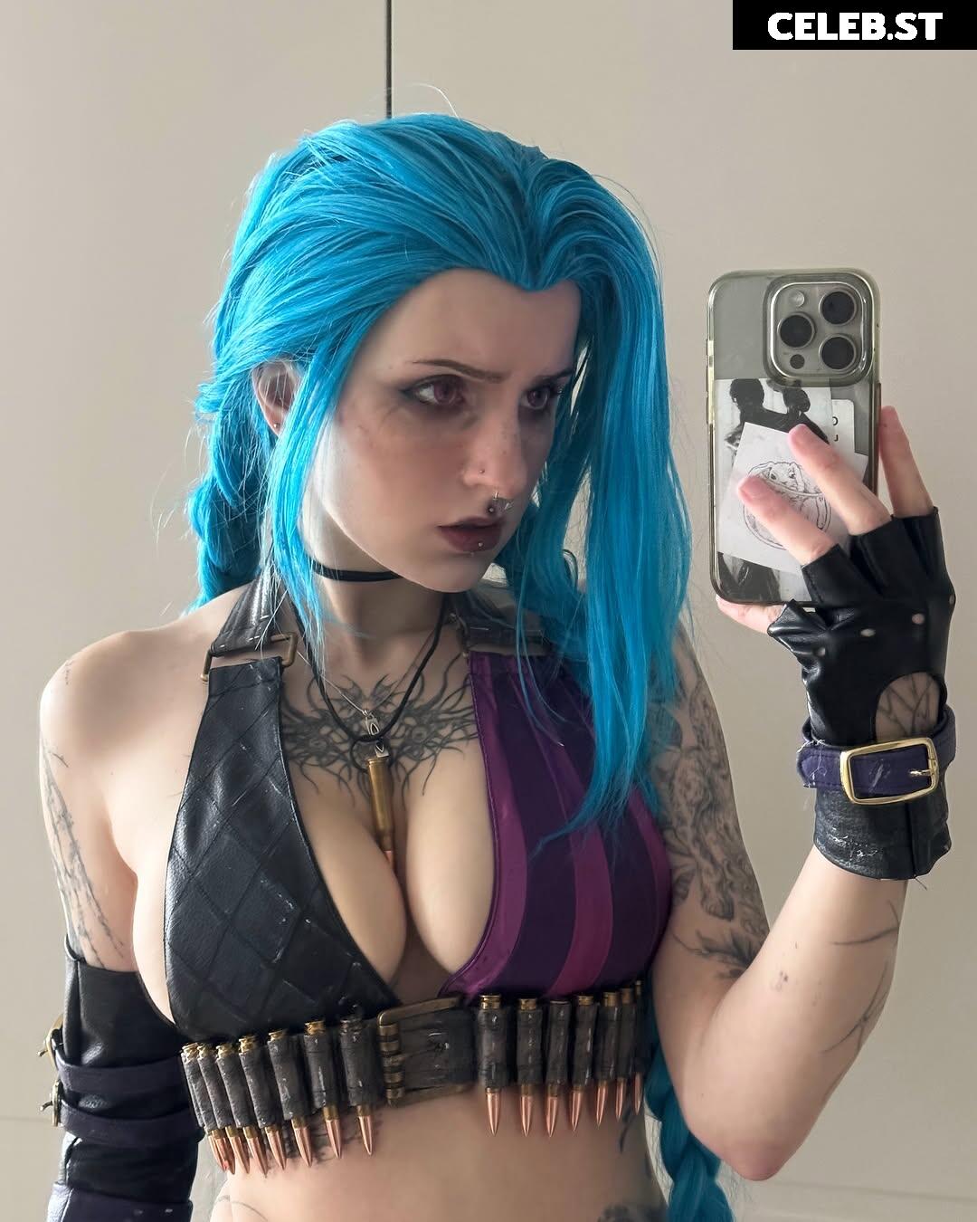 Lyra Crow (lyracr0w0) Image 3523207