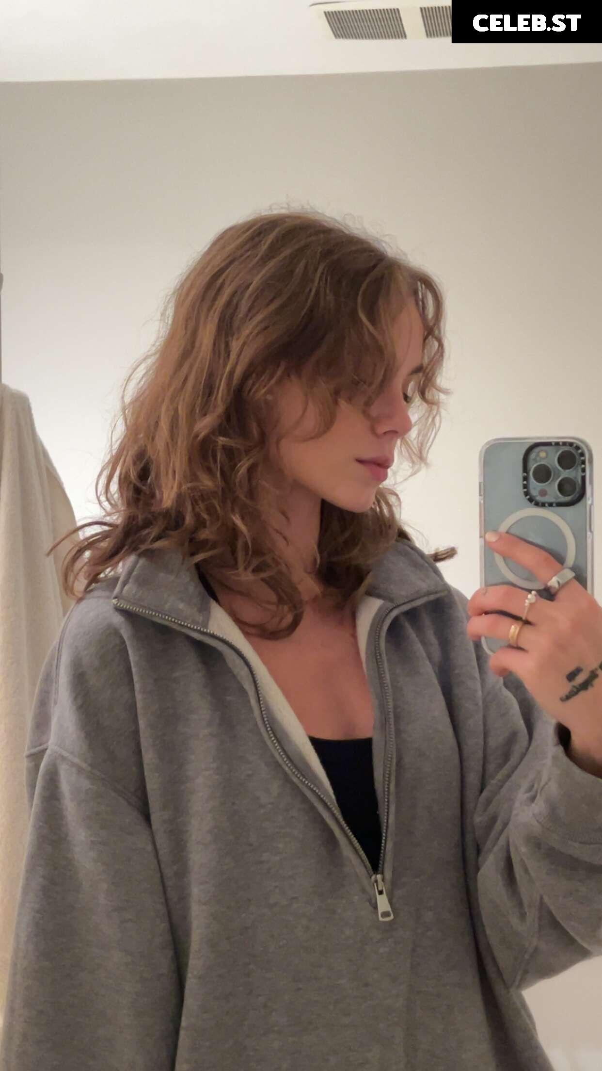 Anna Shumate / Annabananaxdddd Image 3529815