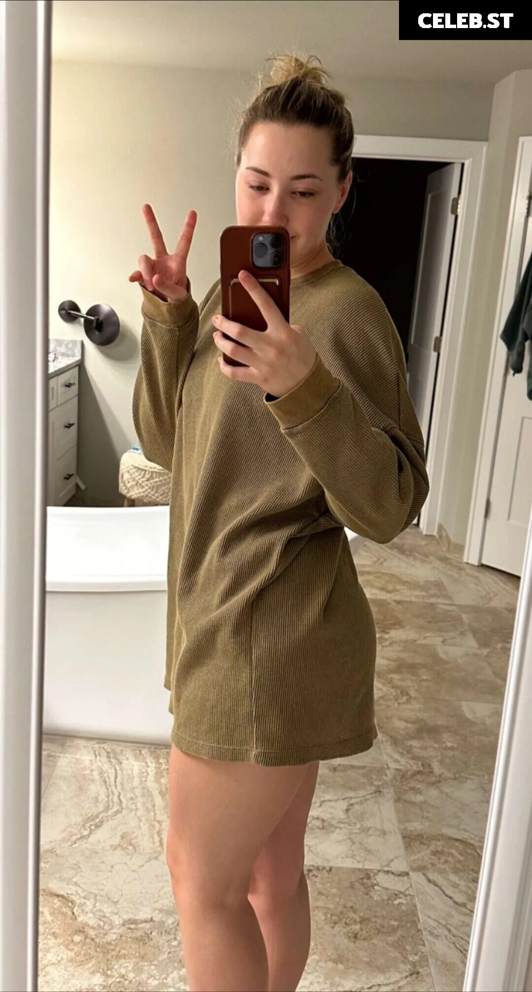 Pineapplebrat / Alice Klomp Image 3529685