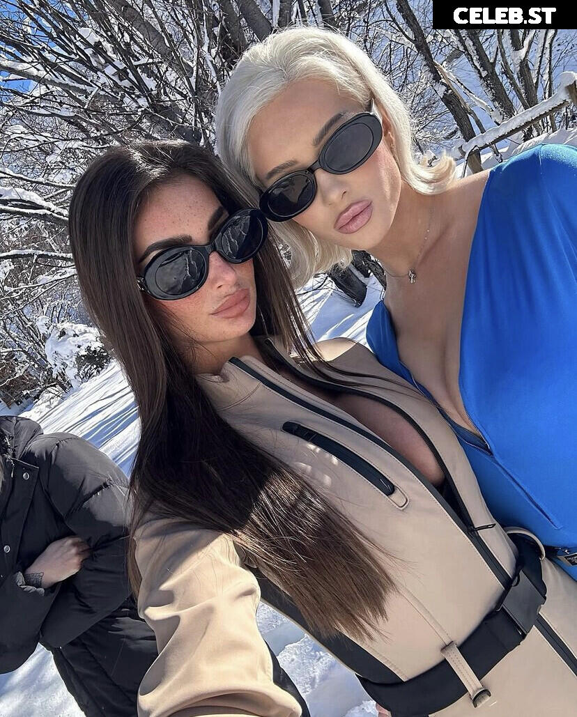 Maddy Cheary / maddycheary Image 3528409