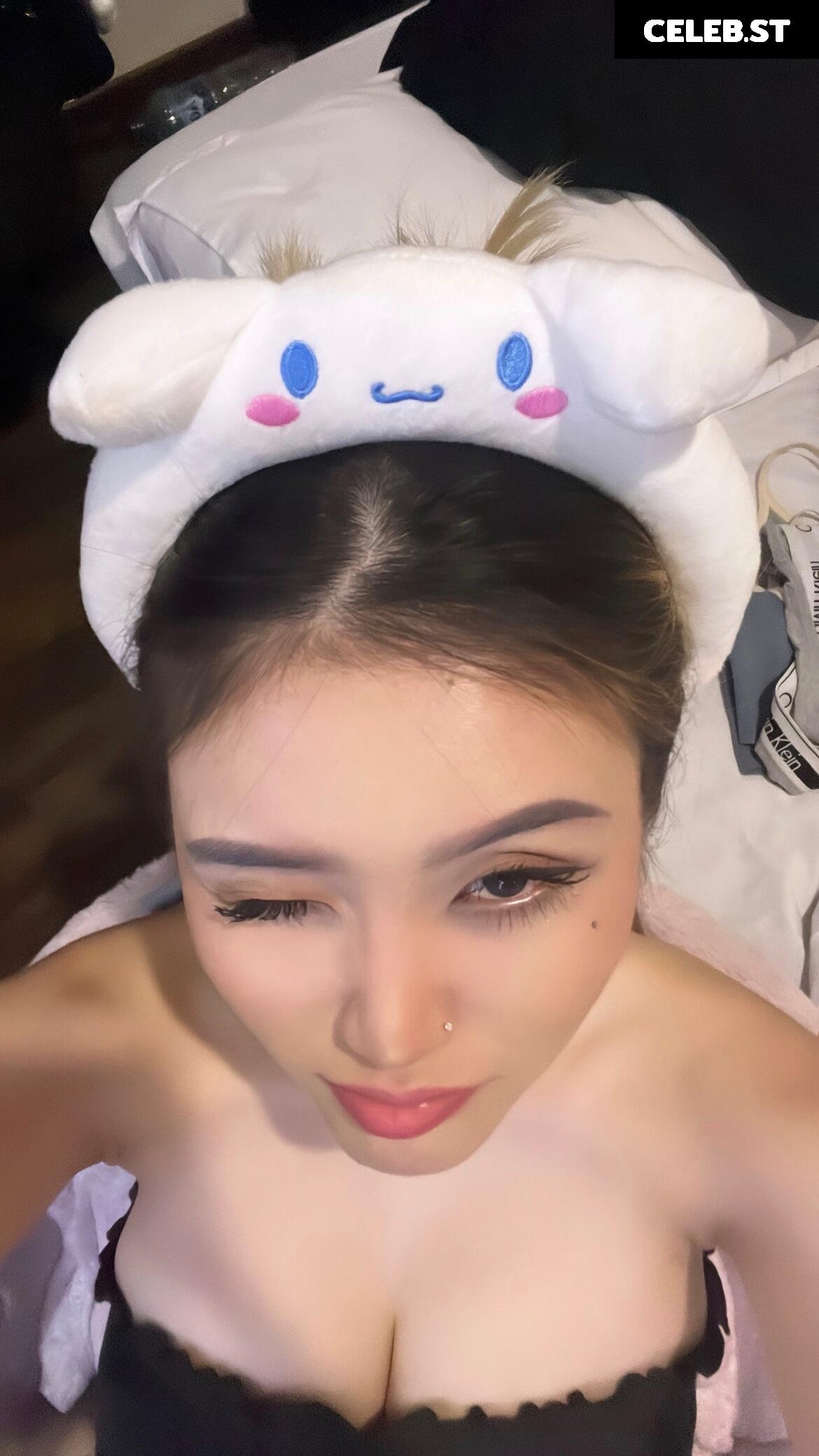 Anastasya Khosasih Image 3511812