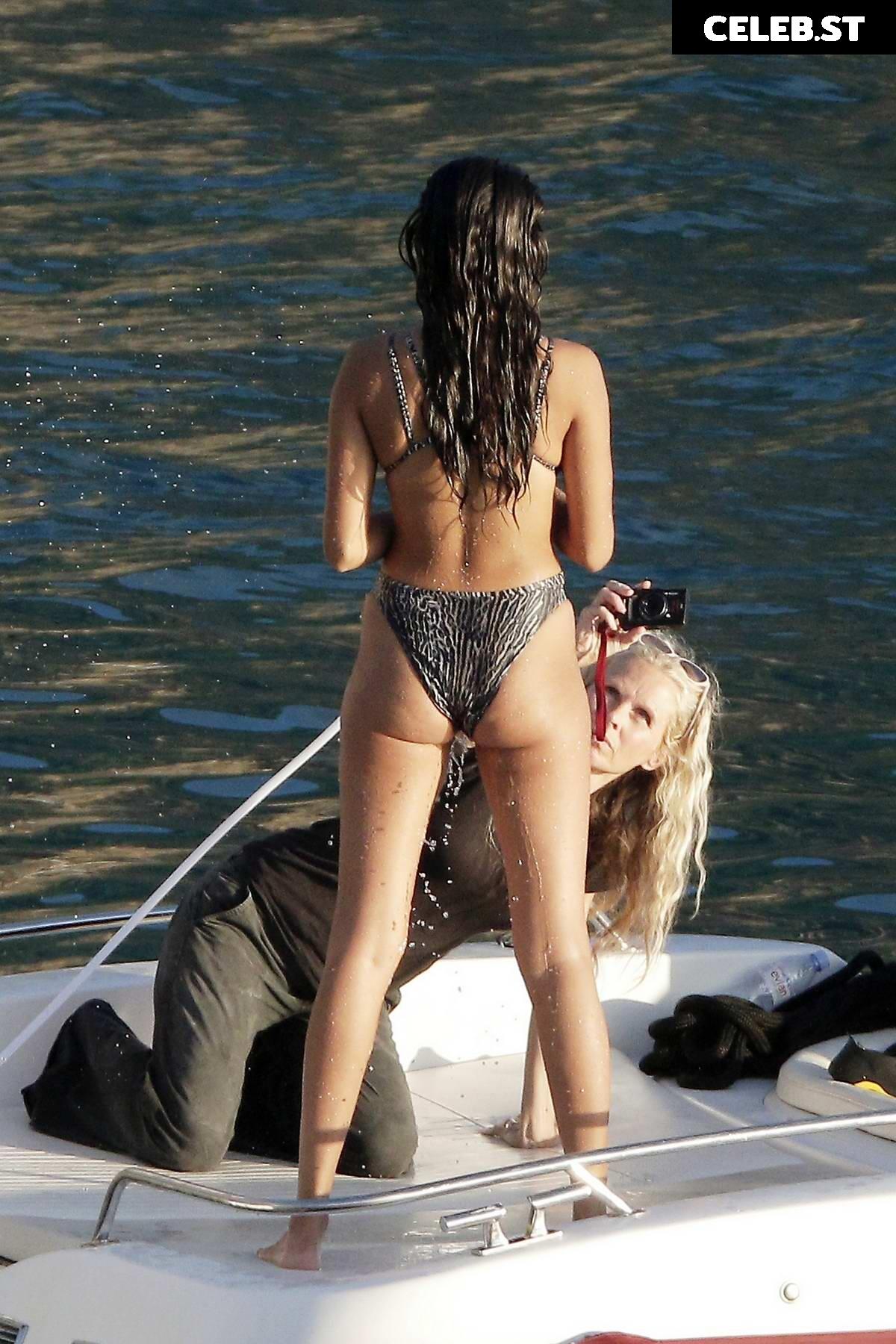 Kelly Gale Image 3519003