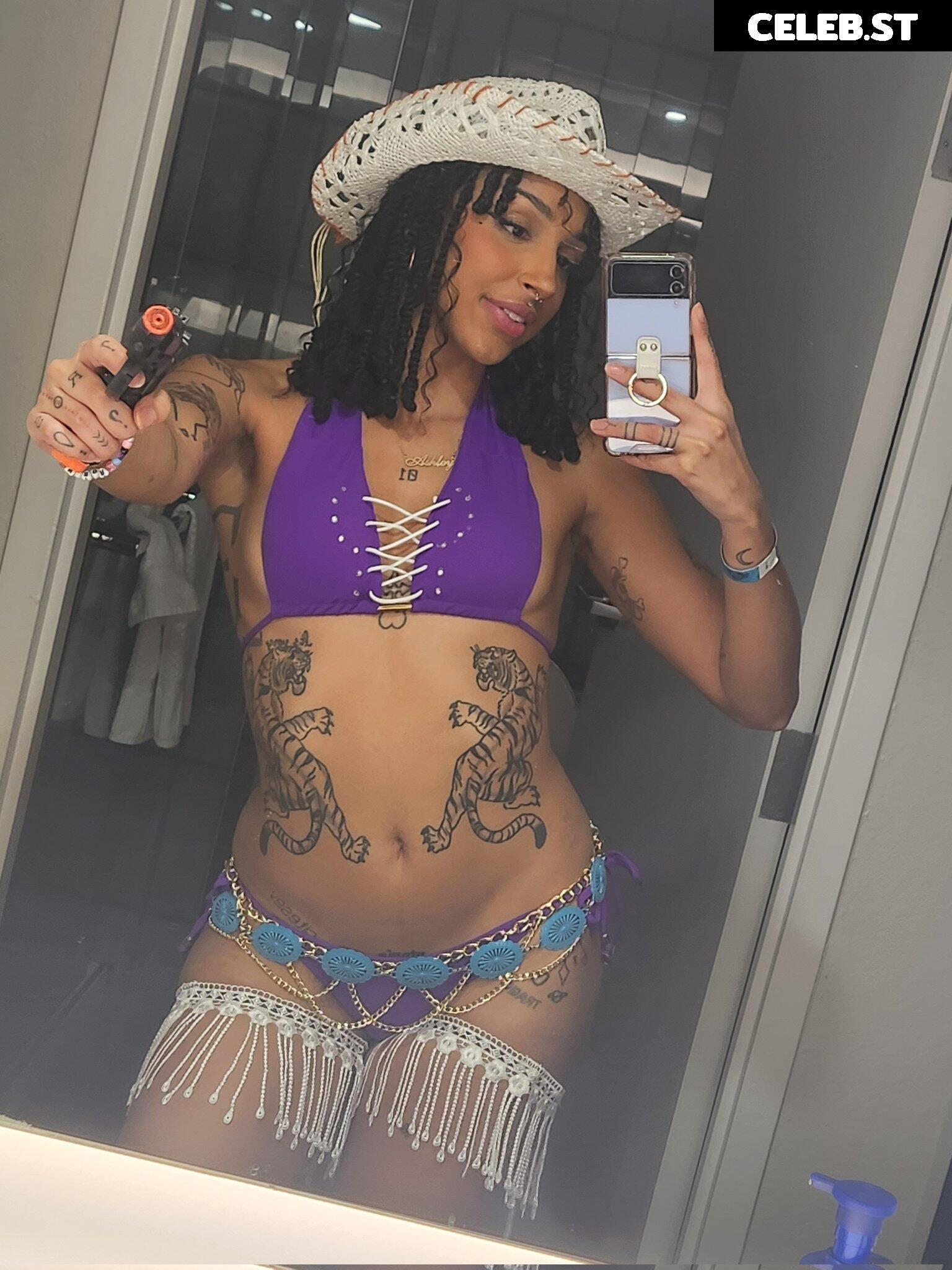 Juliet Cascaii irl Nico Robin Image 3518130