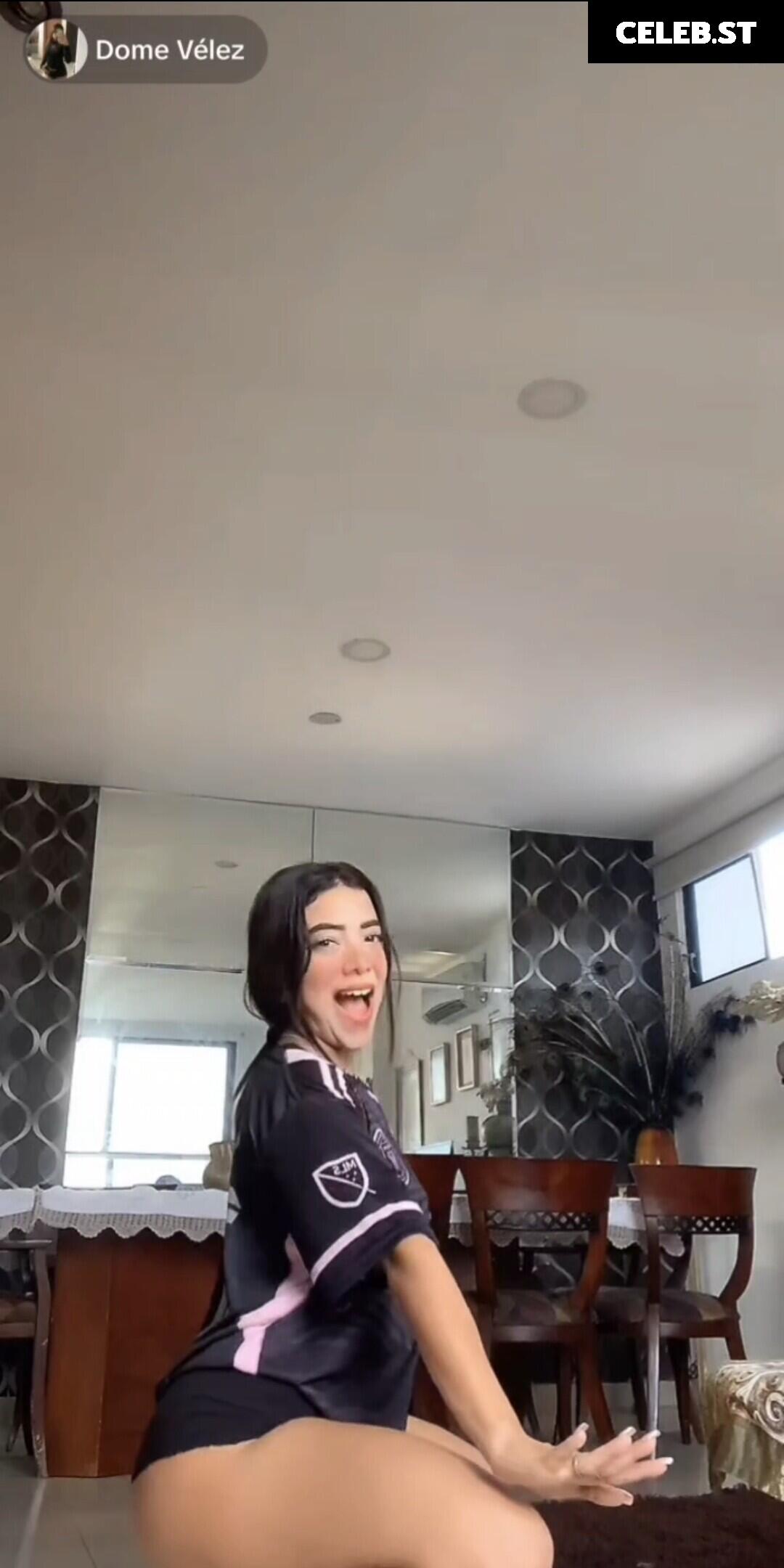 domevelezzz Image 3500528