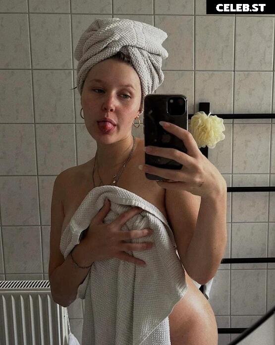 Cindy (@cirizzzle) / cirizle Image 3500485