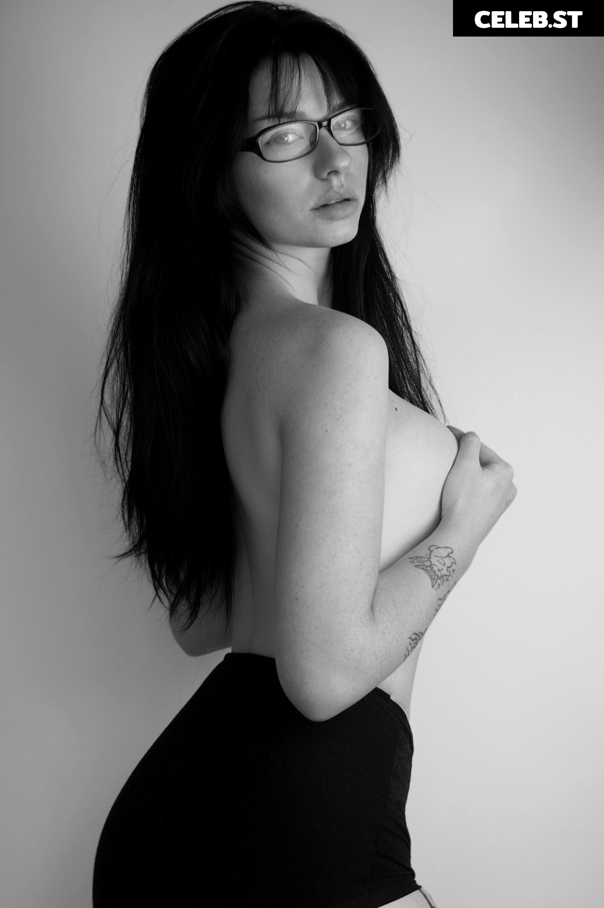 Innervus | Sun_in_a_fog | Anna Image 3500096
