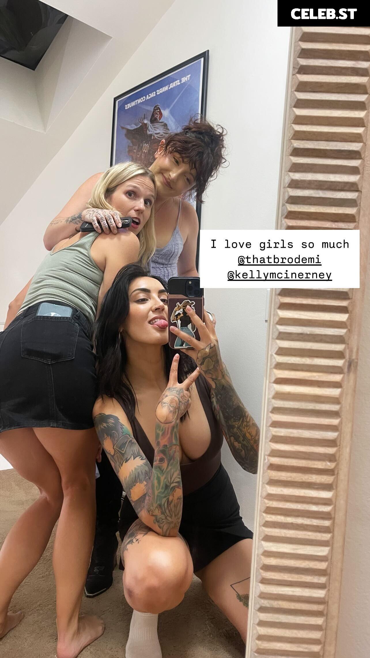 Wisalallen (Lisa Wallen) Image 3508806