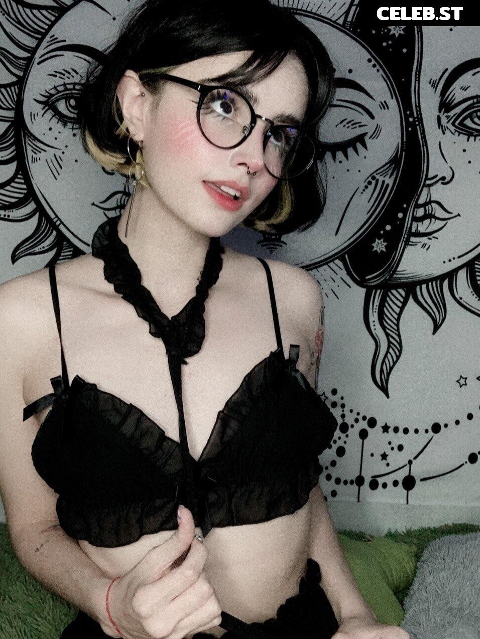 Loonassoftfeet Image 3690513