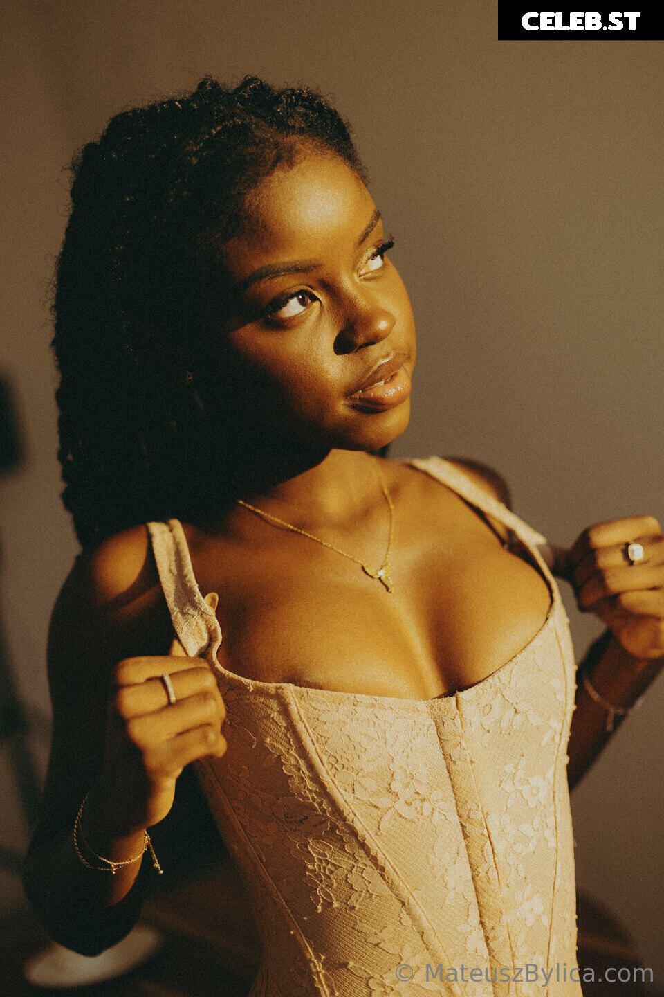 Feyisayo Otubusen | lifeofsasha21 | itsjustfeyi | feyi | Faythia | xoxobaddies | lifeofsasha210 | Image 3681842