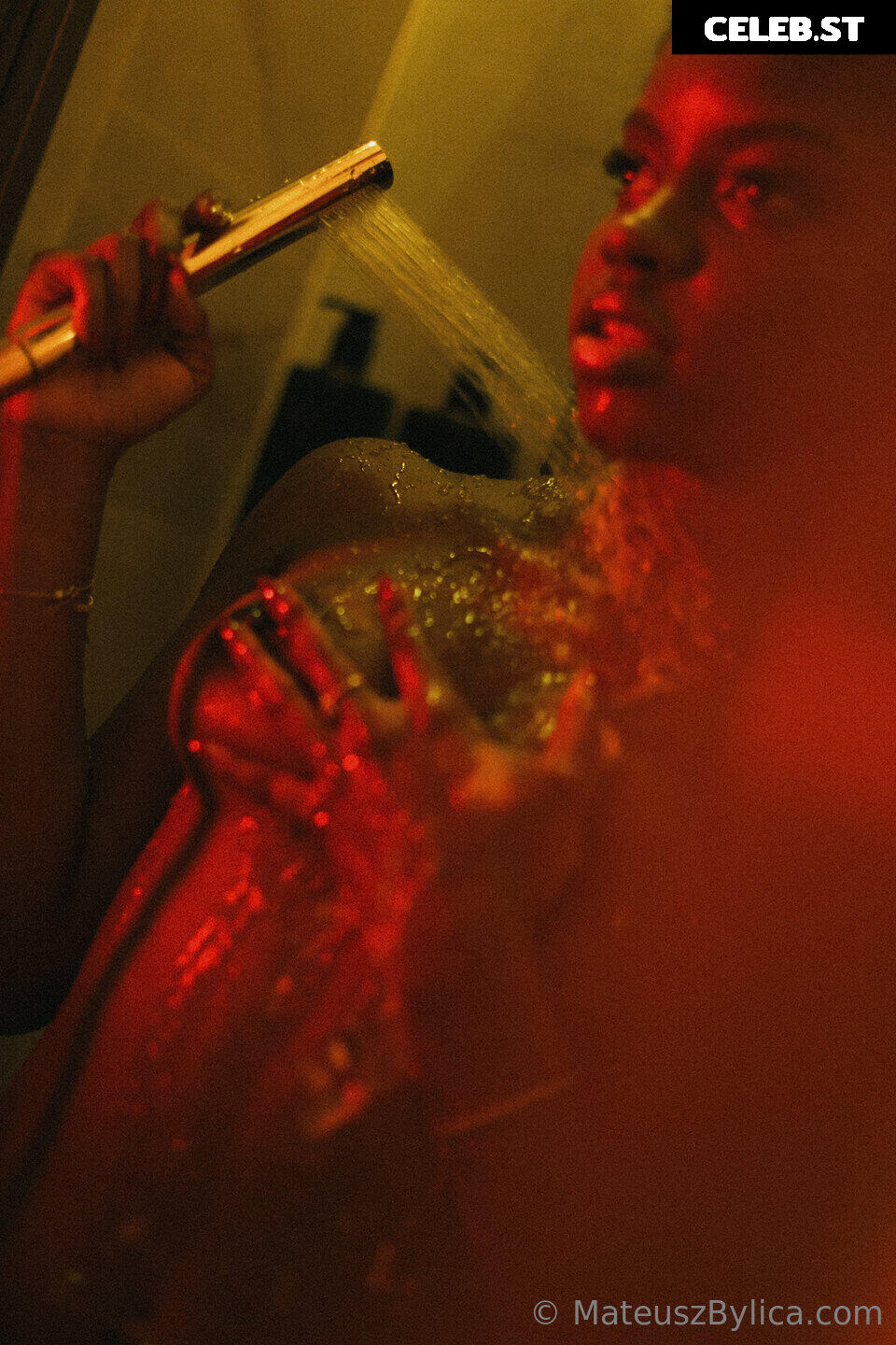 Feyisayo Otubusen | lifeofsasha21 | itsjustfeyi | feyi | Faythia | xoxobaddies | lifeofsasha210 | Image 3681640