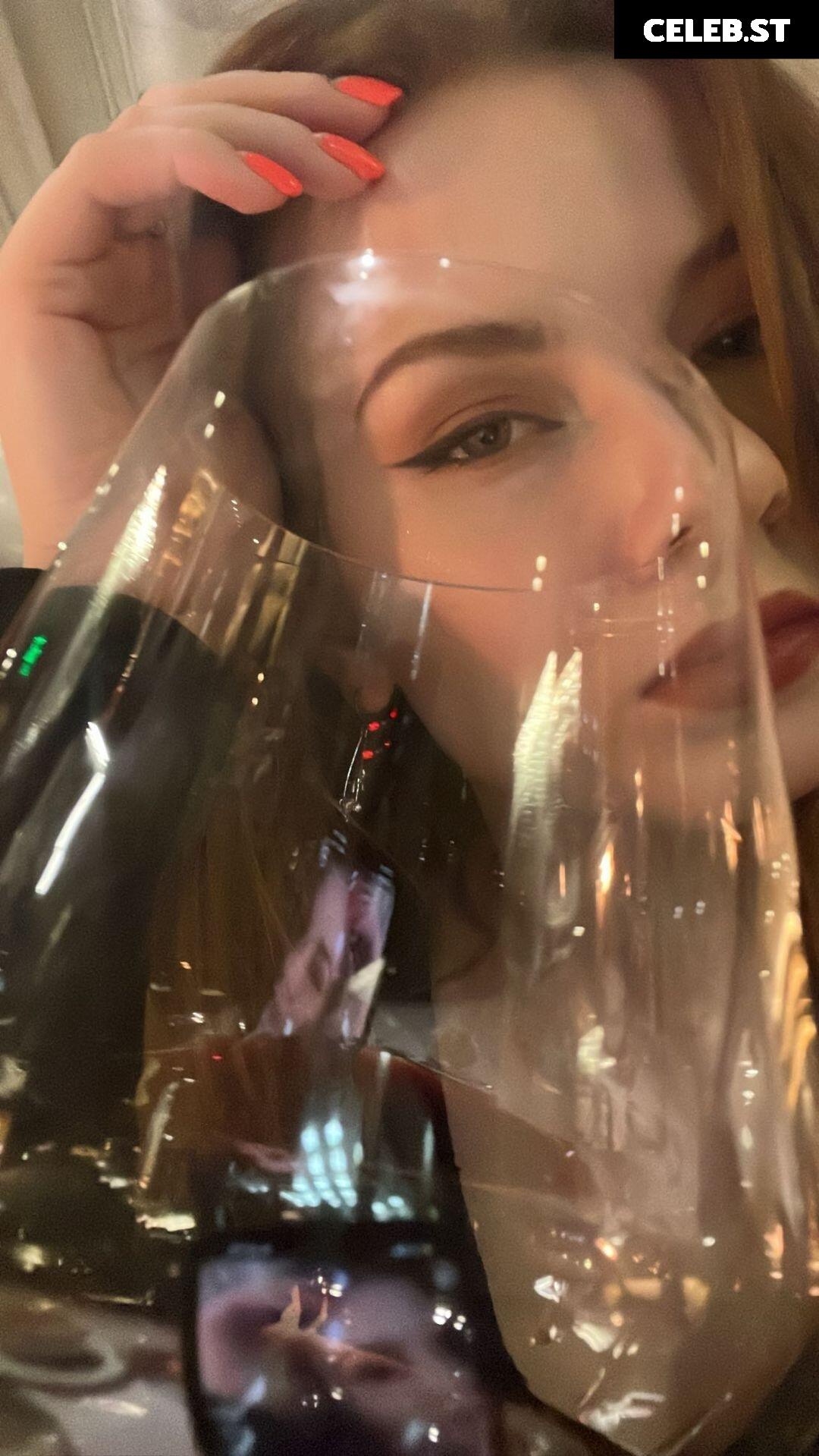 Inga Lis Image 368230