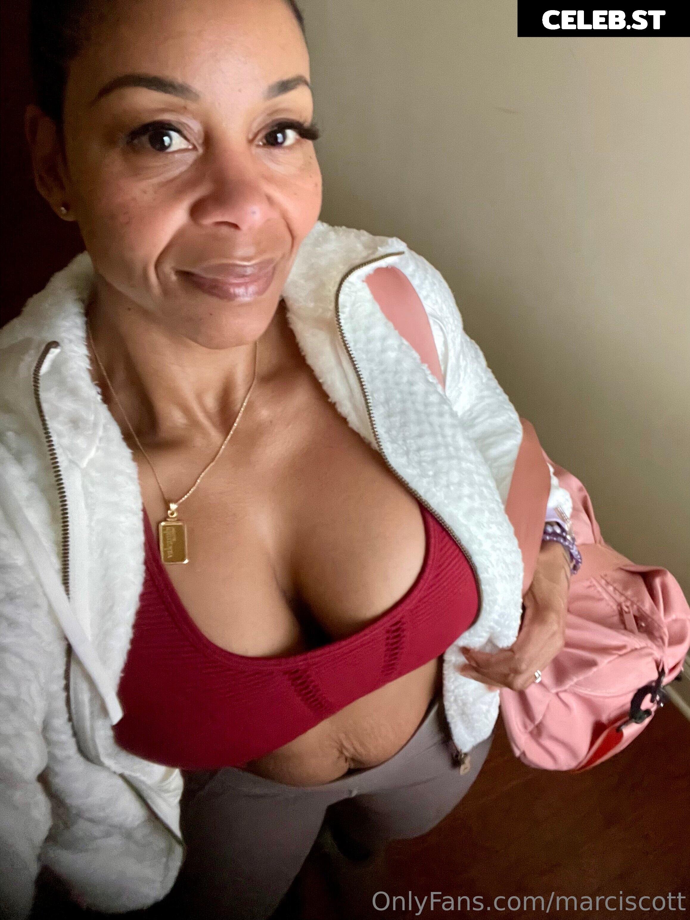 fitmarci/ Kitten Scott/ Casey Kitten Image 3670614