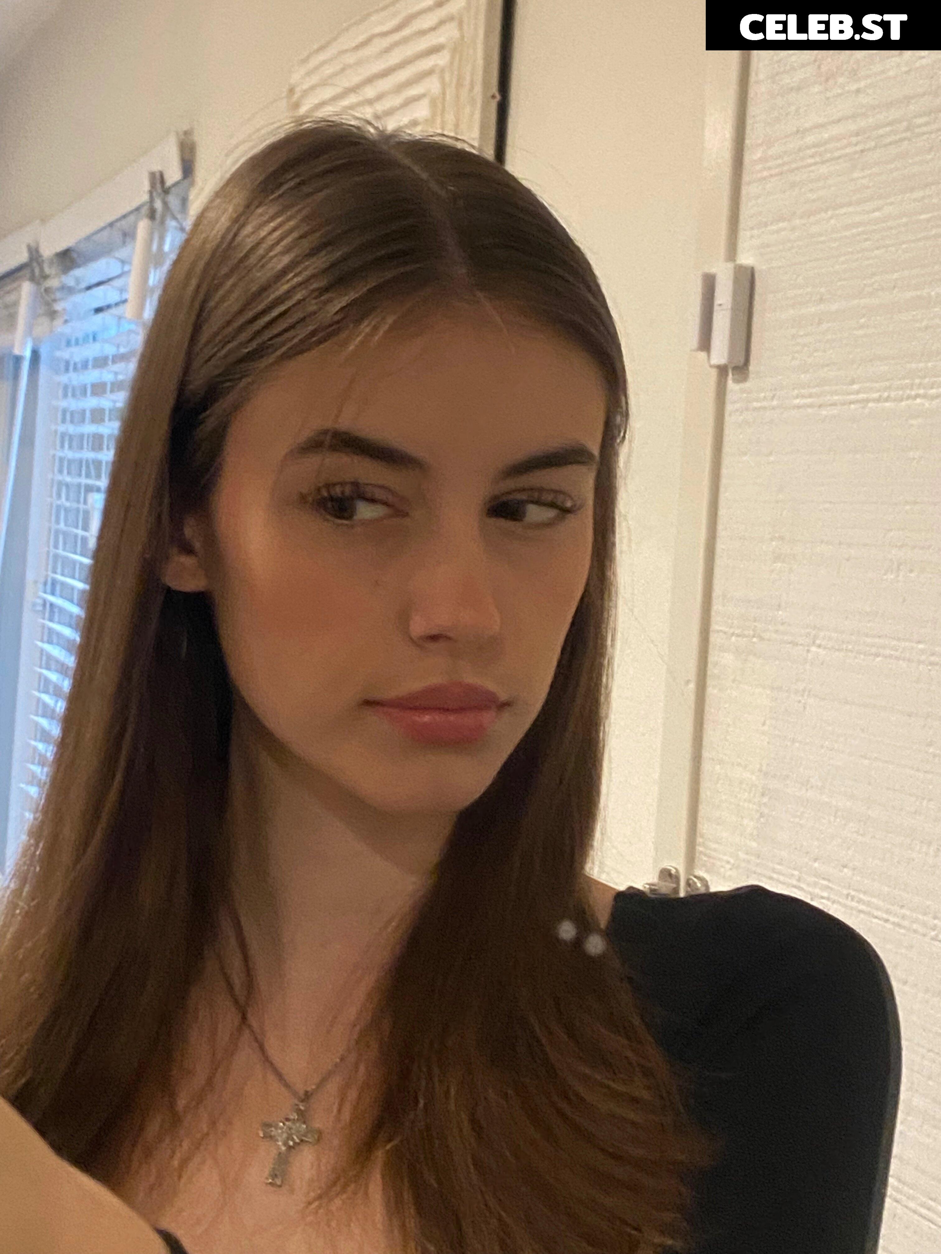 Eva Cudmore Image 3660136