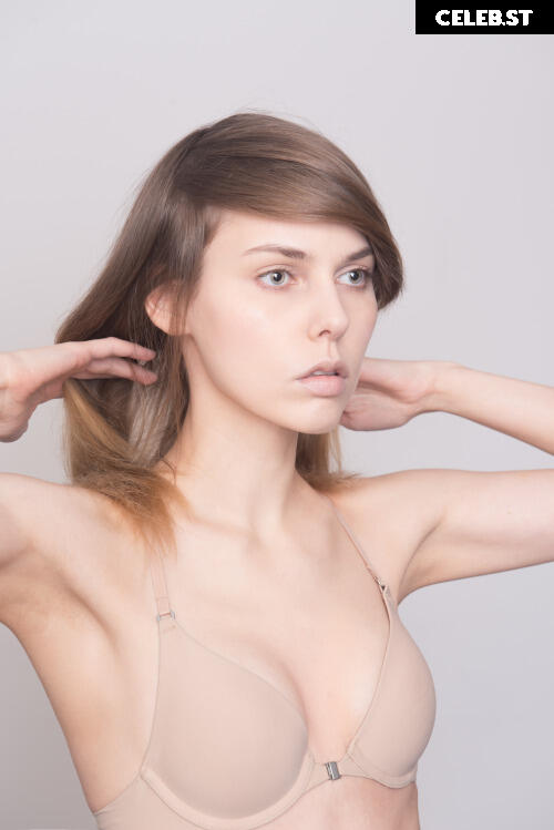 Alina Rin Image 3655983