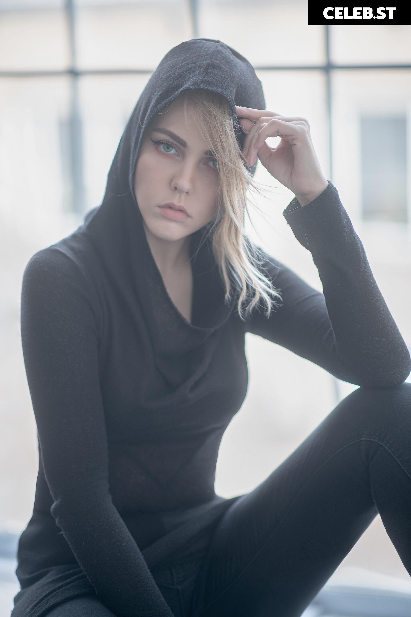 Alina Rin Image 3657832