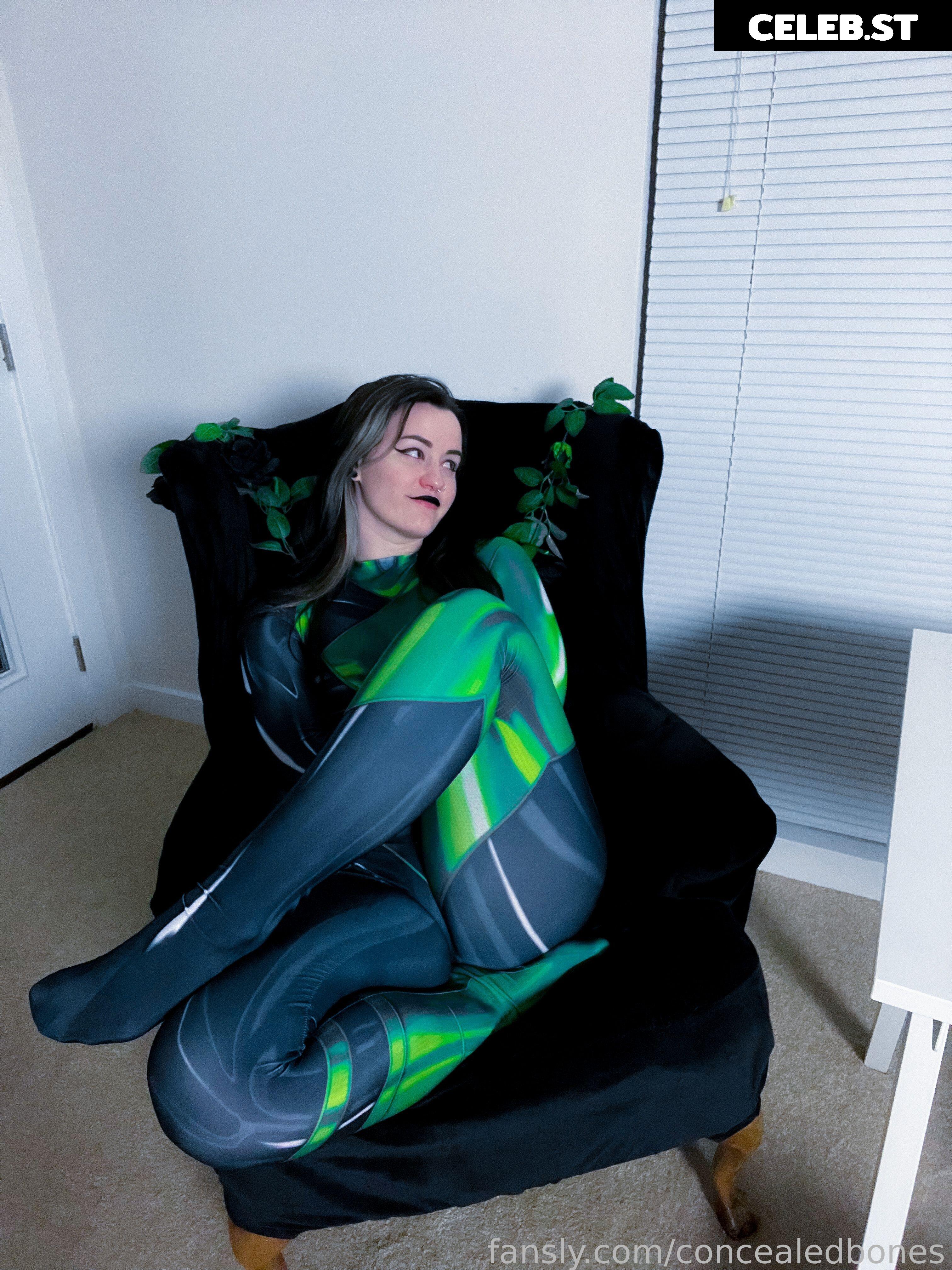 ConcealedBones Image 3657039