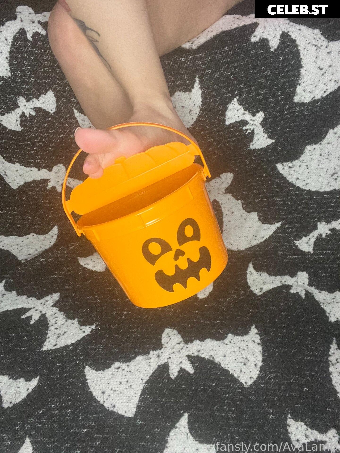 Ava Lamp Image 3651725